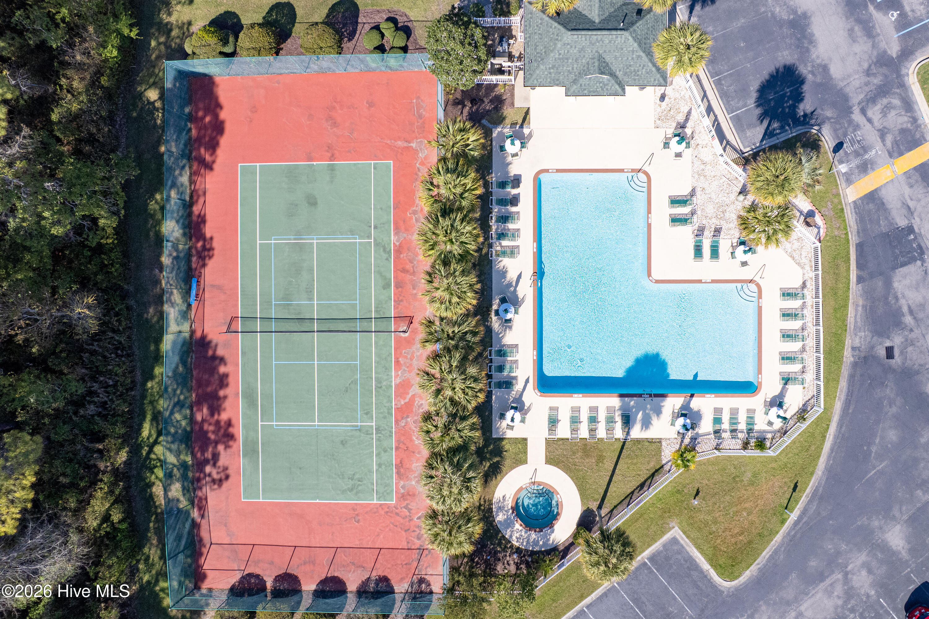 100564736 | Photo 43