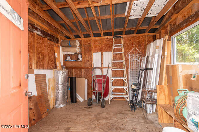 100528759 | Photo 50