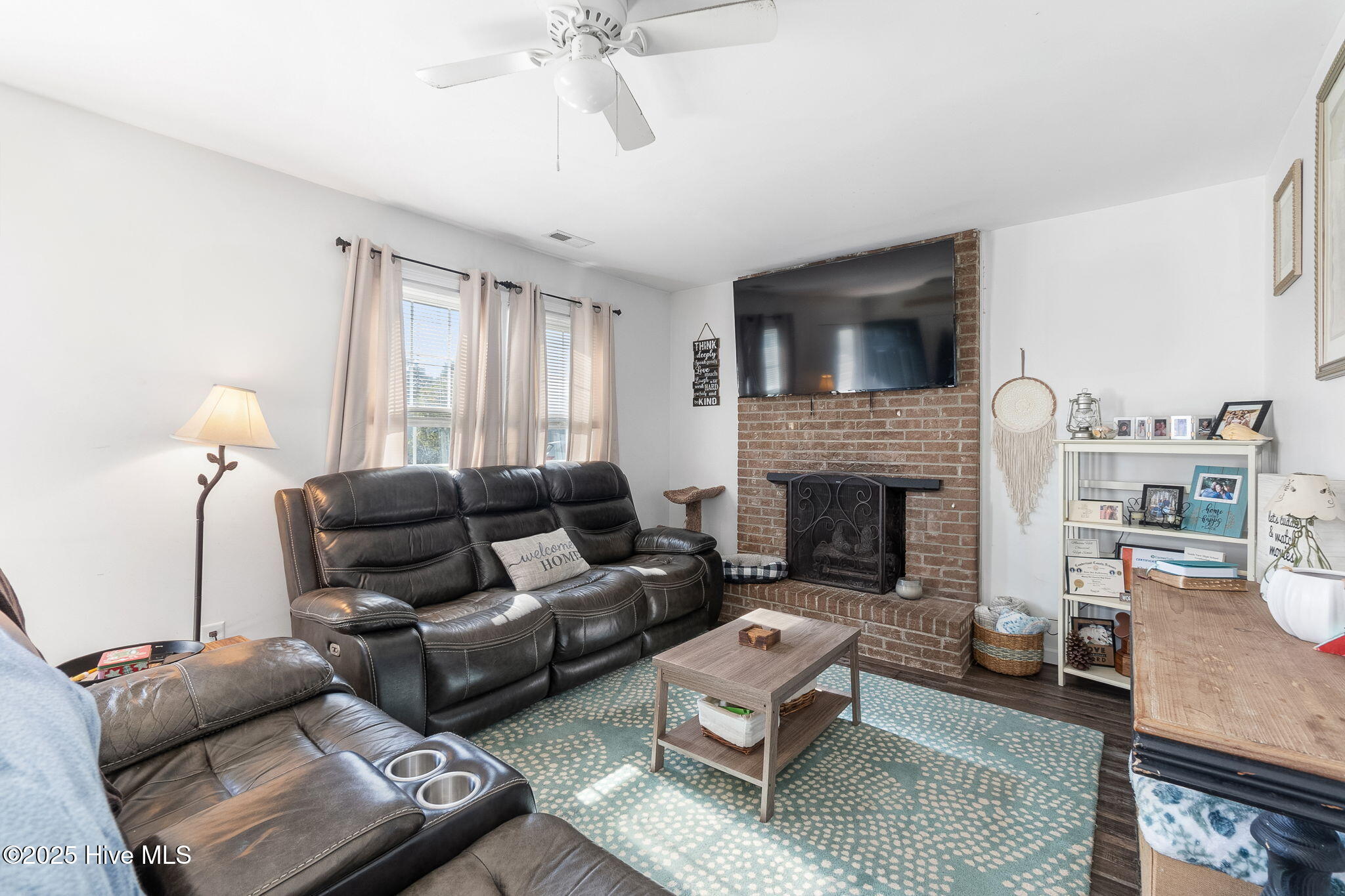 21-web-or-mls-cchadwick-visuals-114-wolf