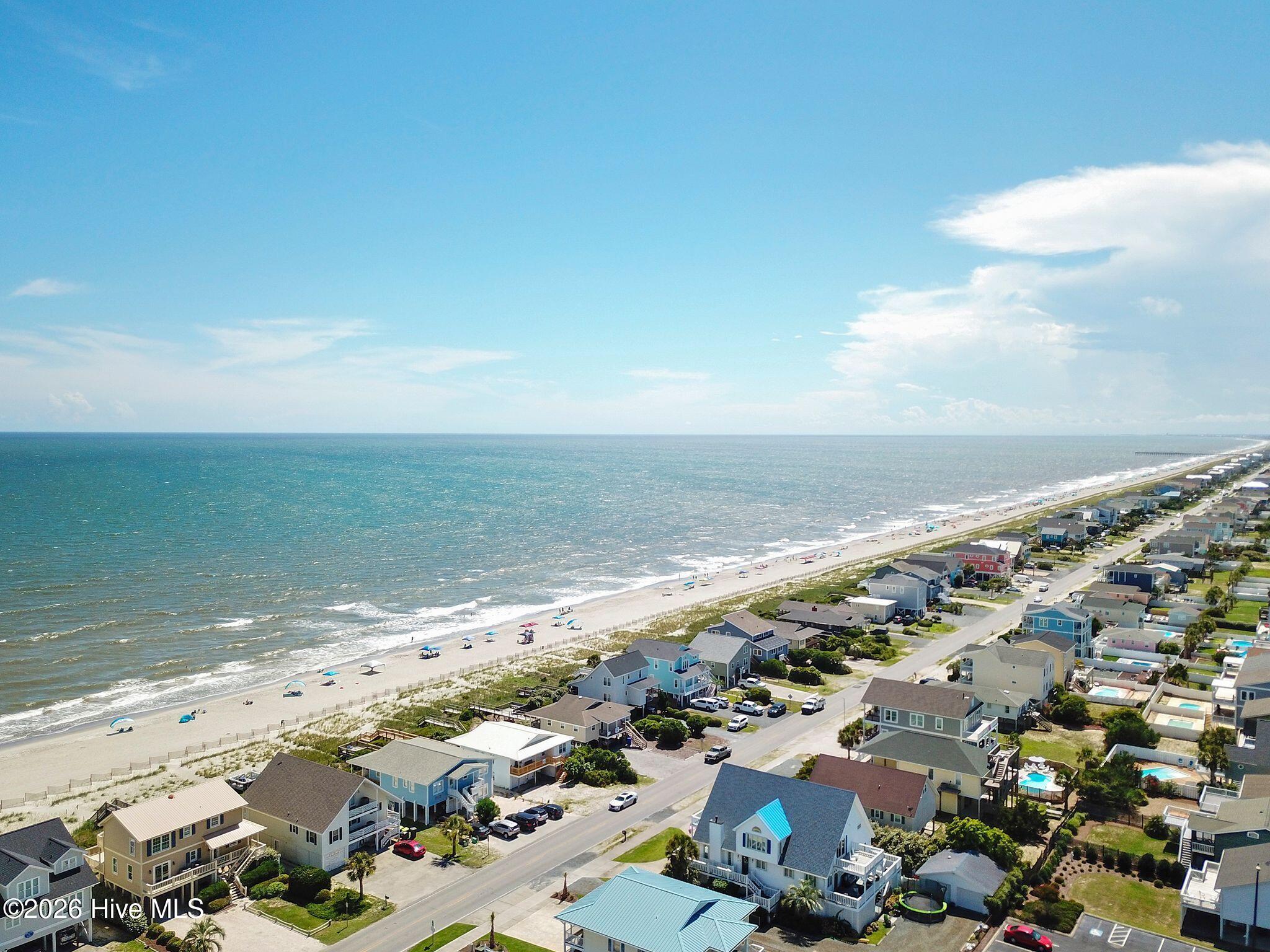 100560129 | Photo 41