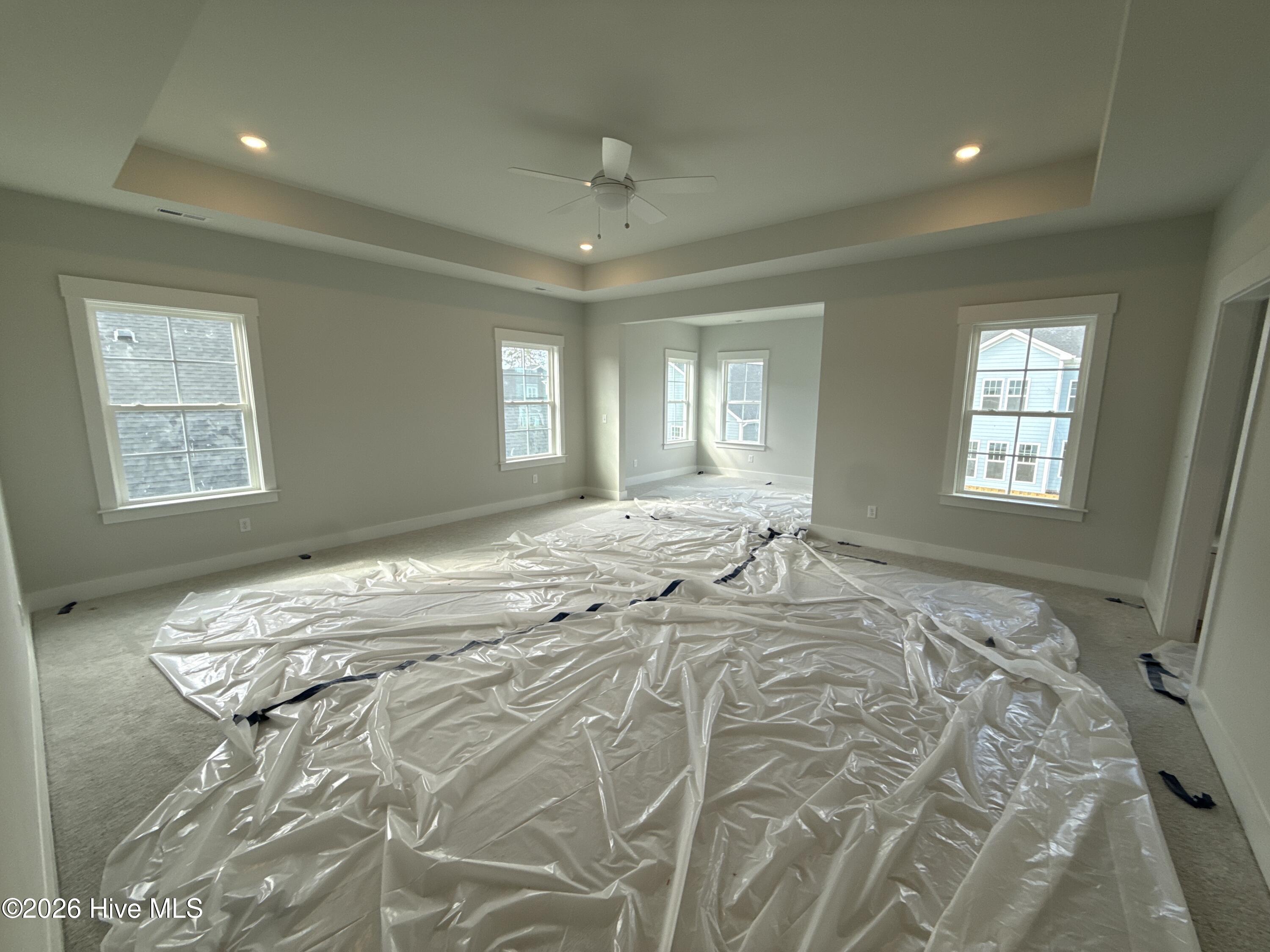 100564746 | Photo 14