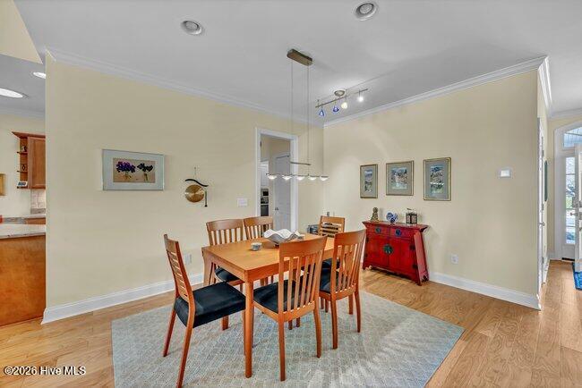 100554384 | Photo 14