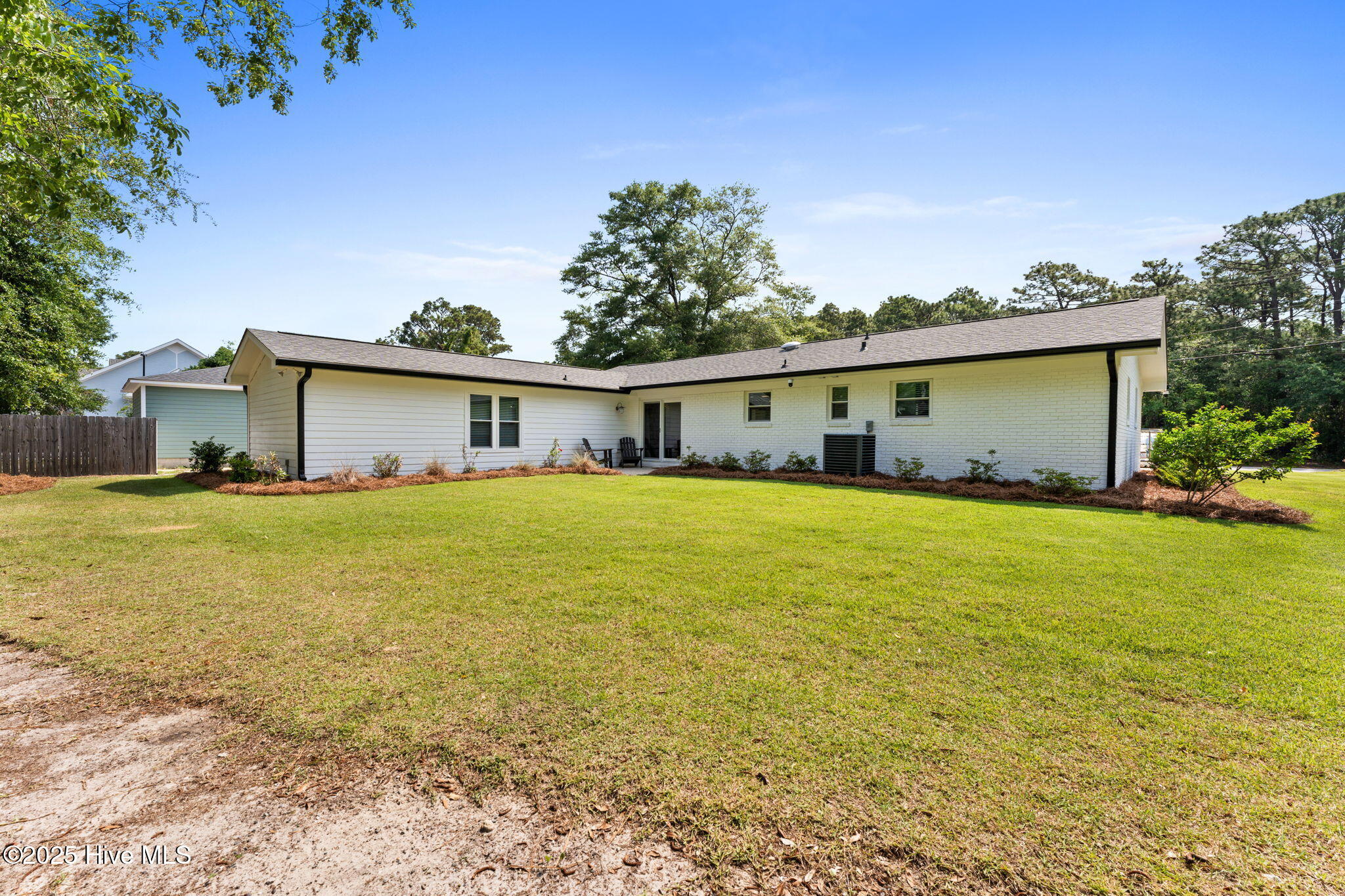 100509282 | Photo 41