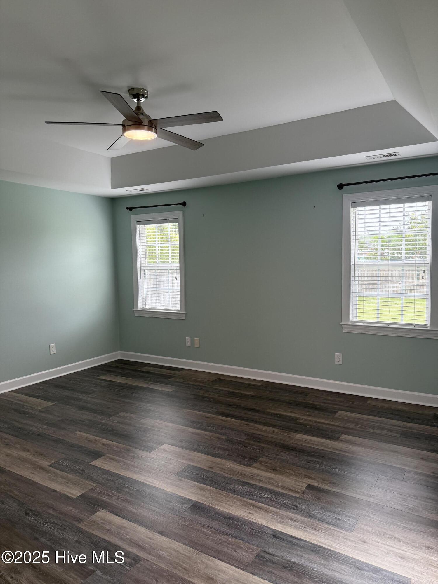 100524146 | Photo 23