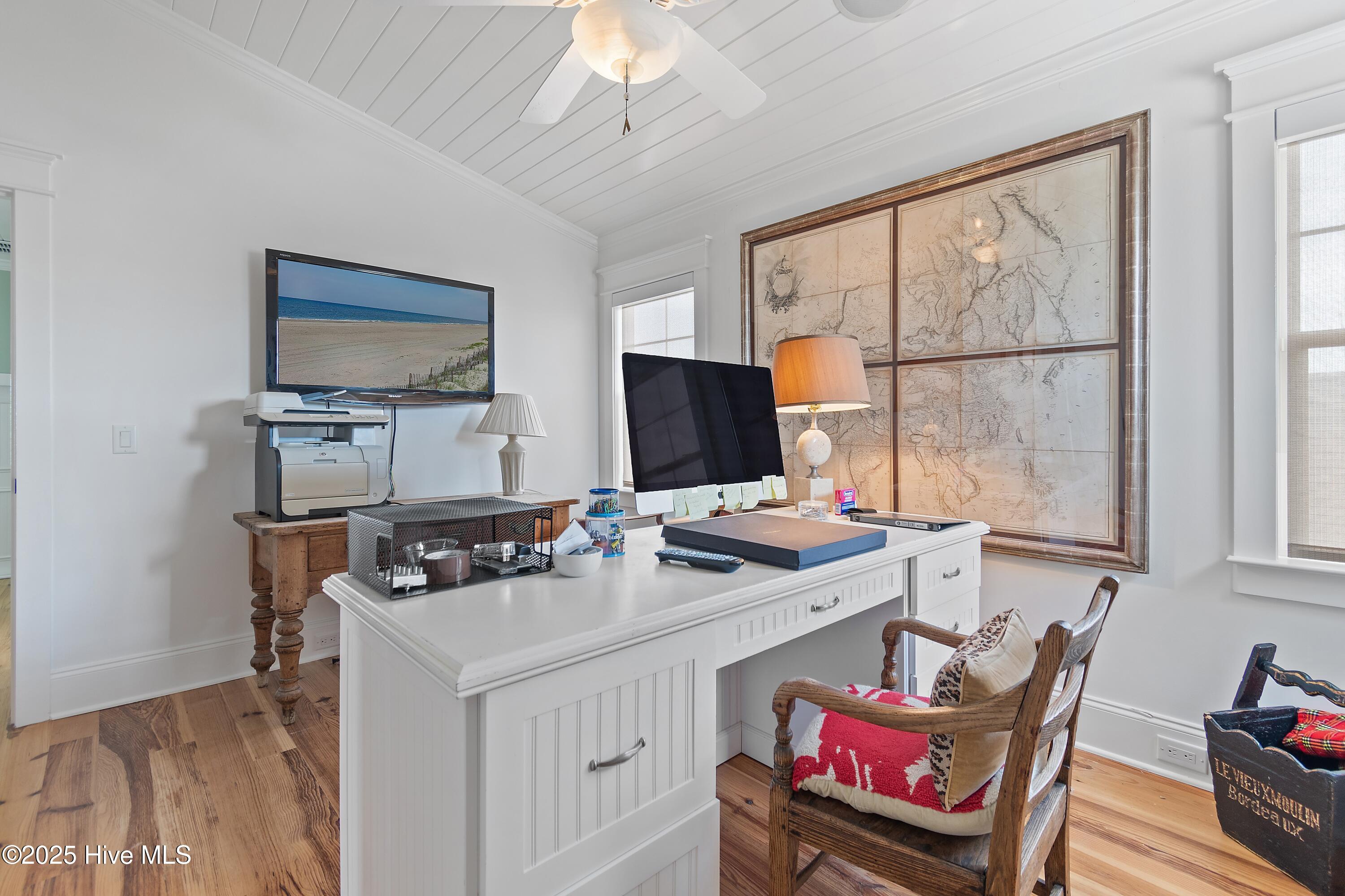 100519693 | Photo 39