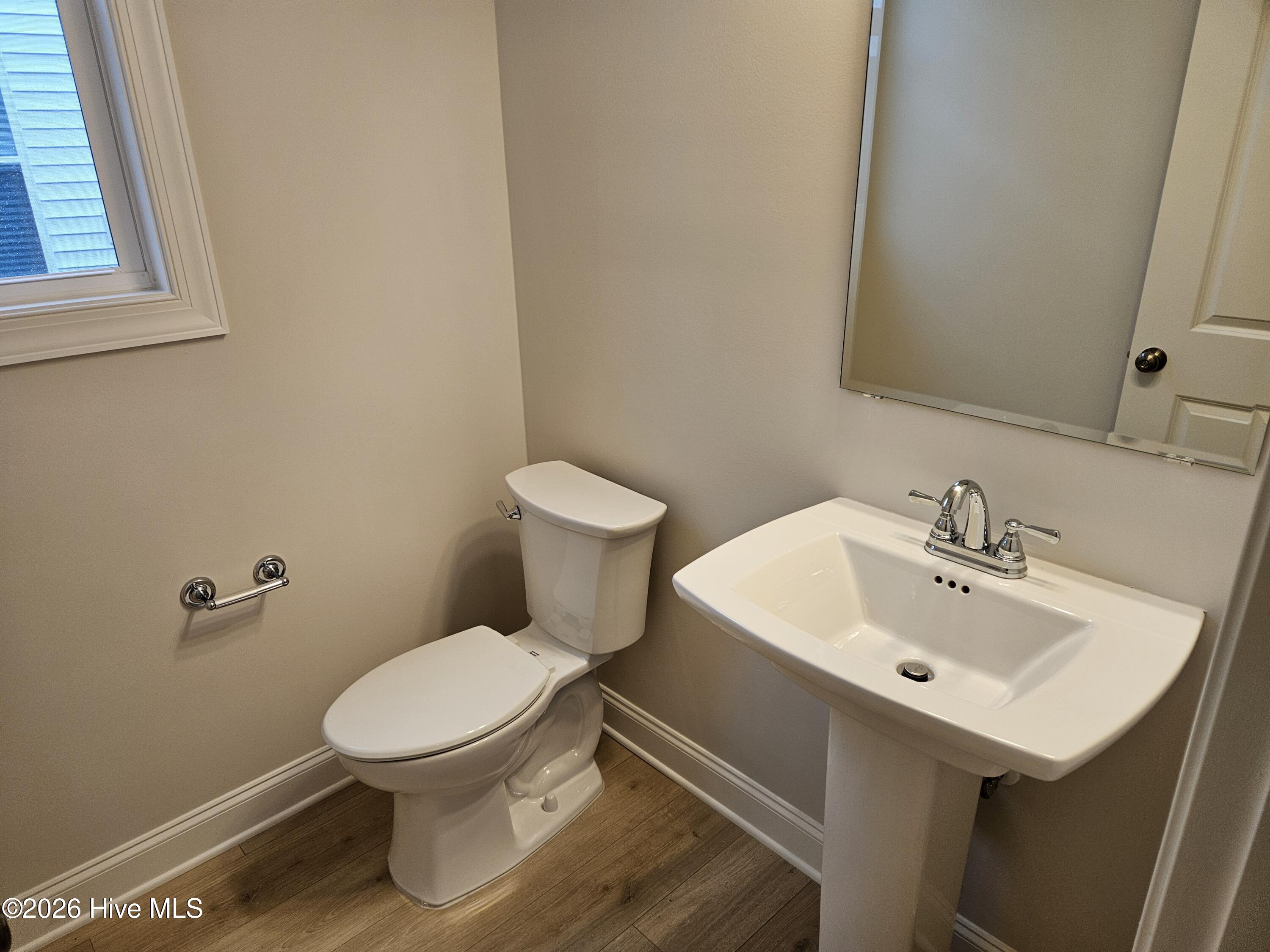 100569103 | Photo 14