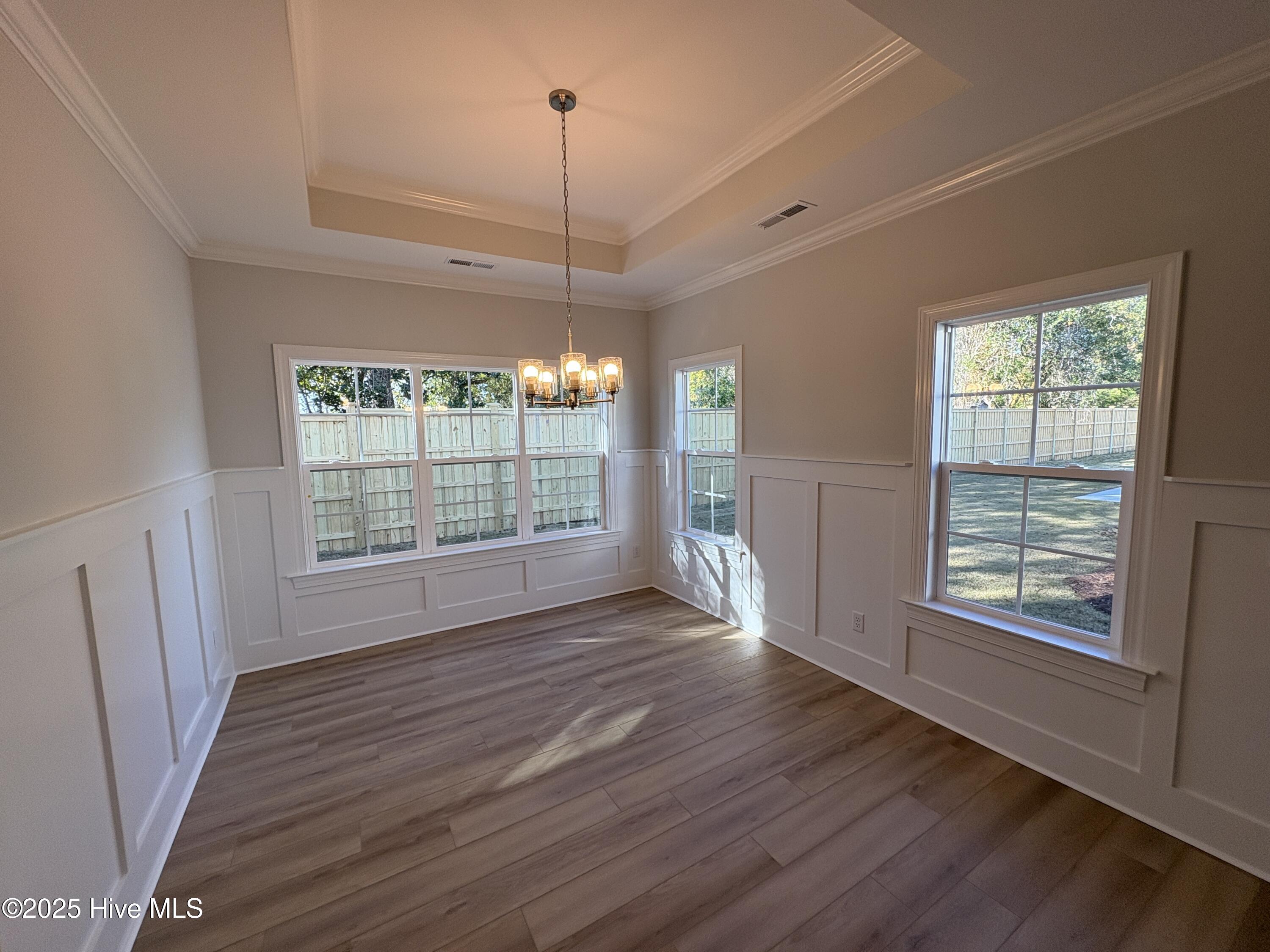 100539800 | Photo 17