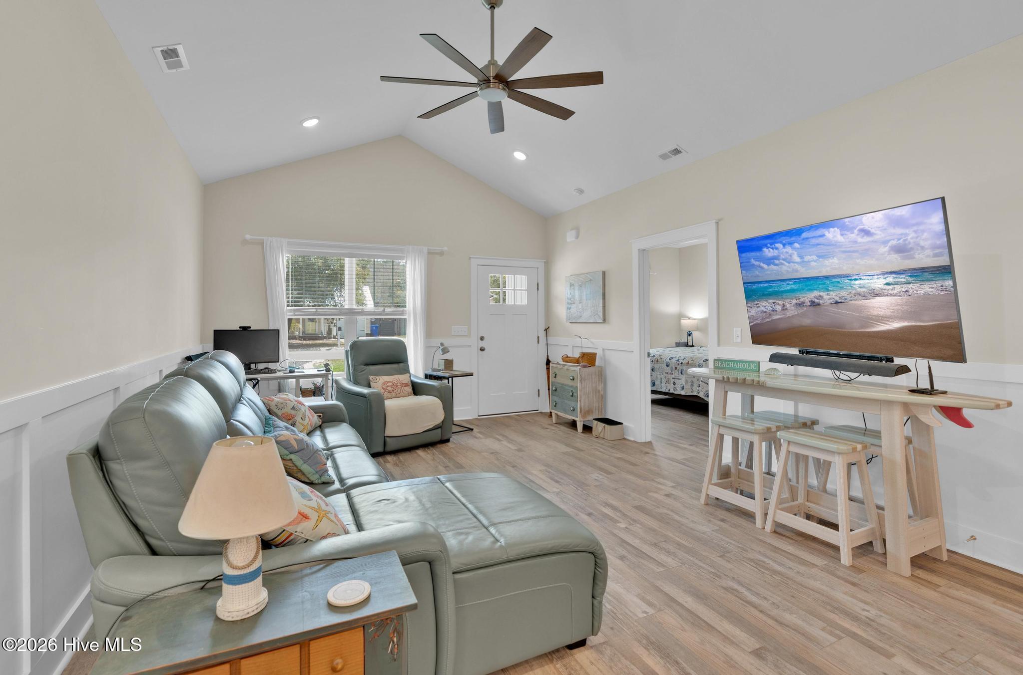 125 NE 15th Street, Oak Island, NC, 28465