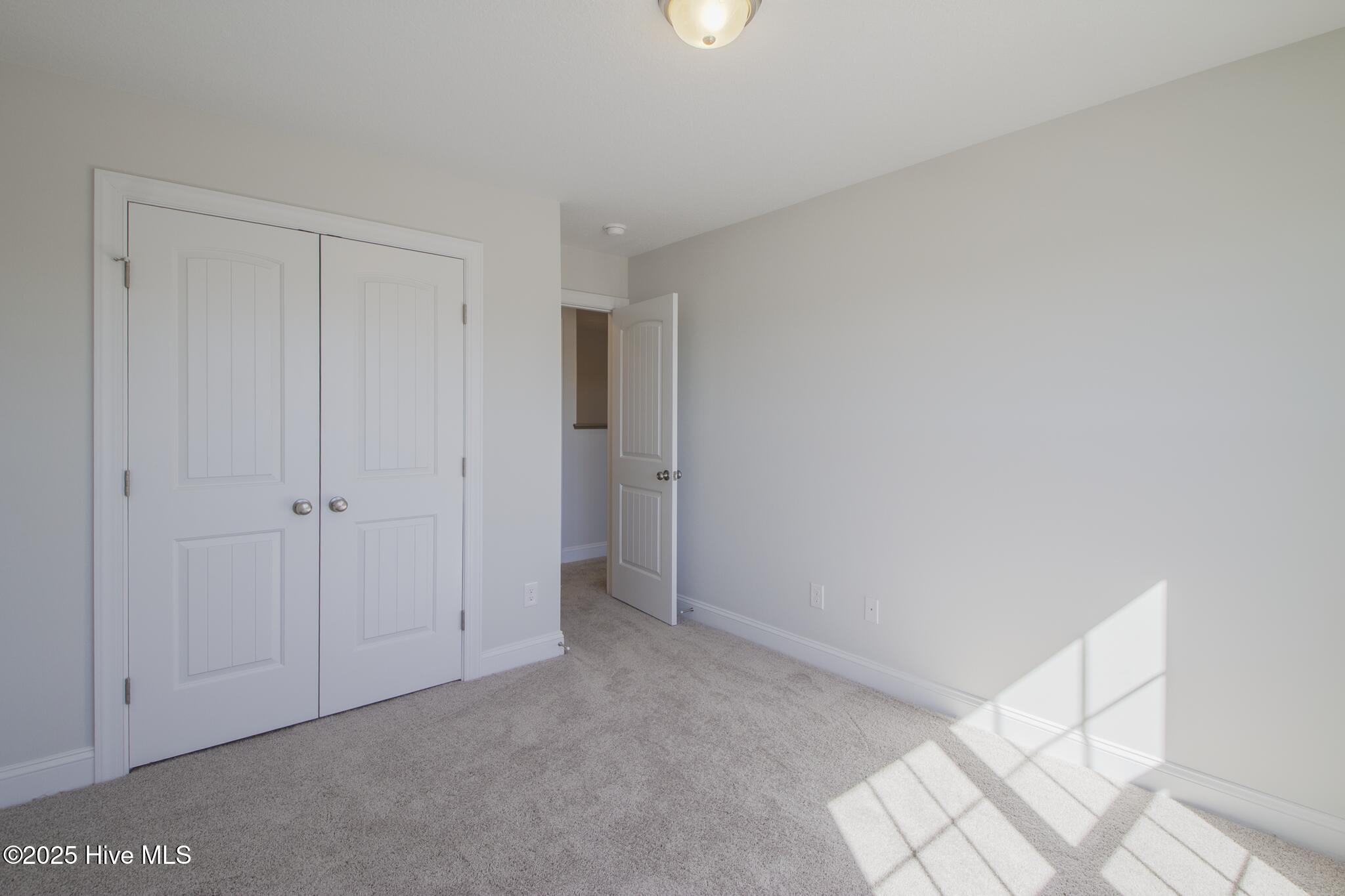 100502962 | Photo 25