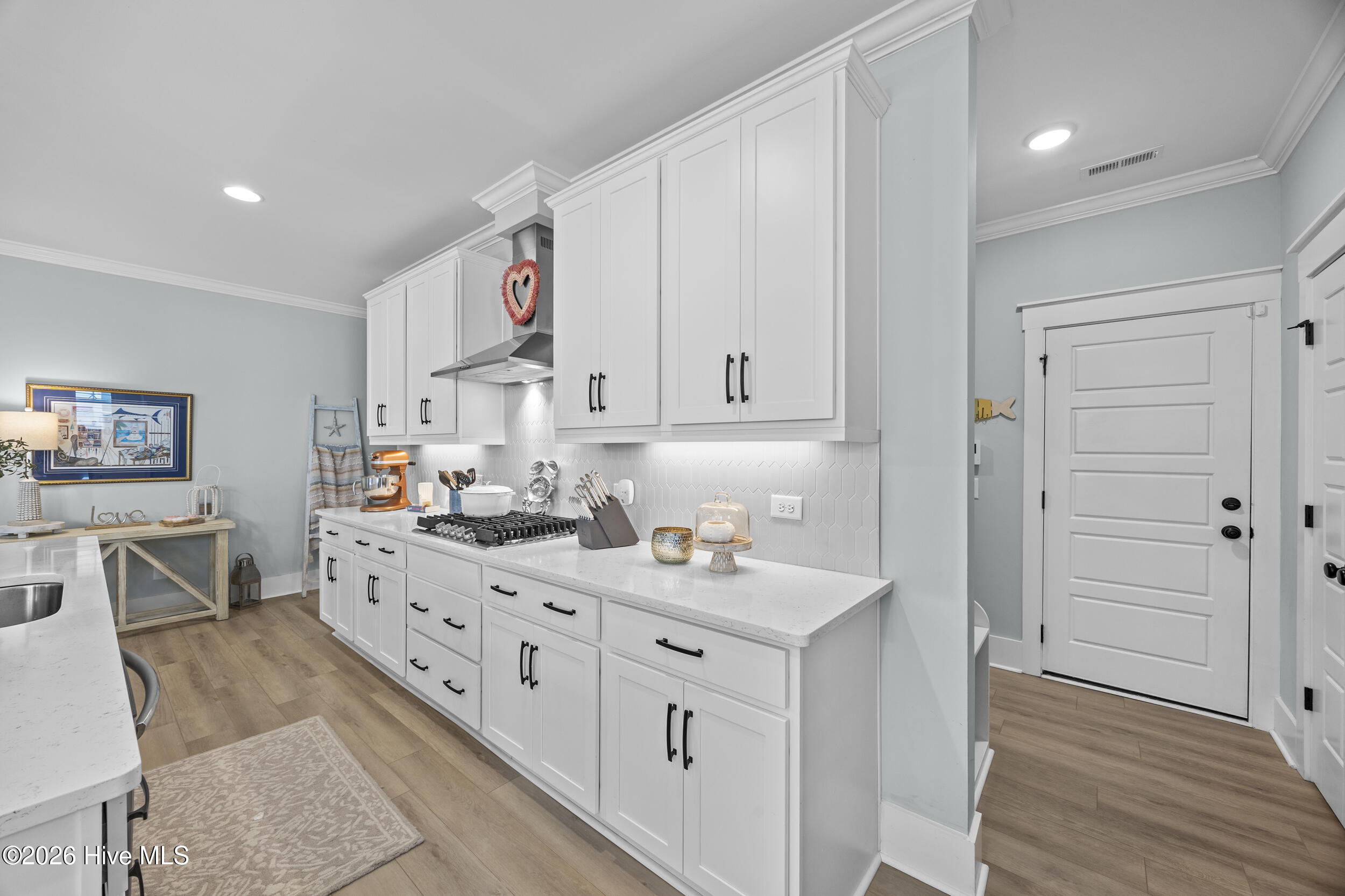 100552047 | Photo 12