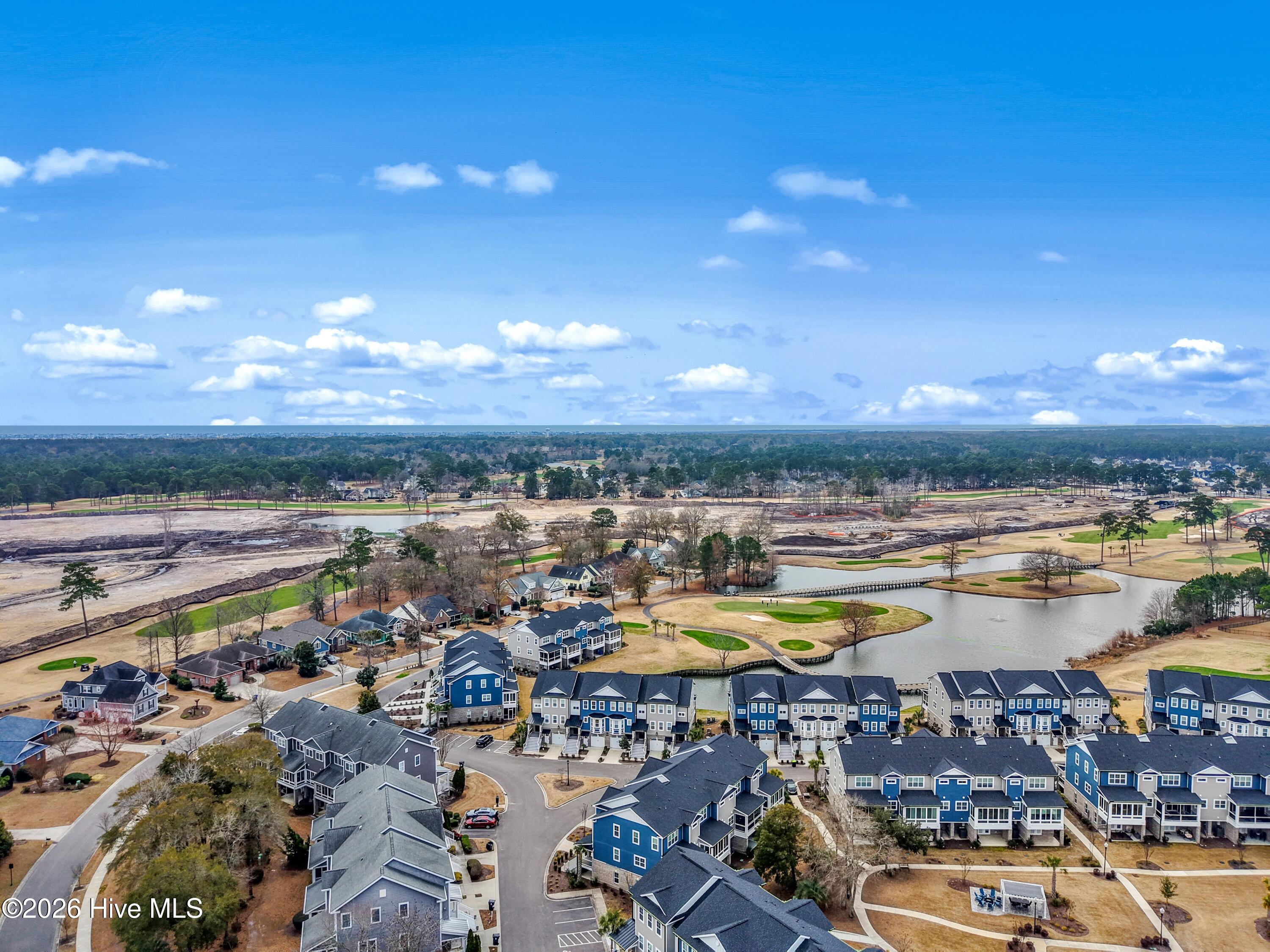 100556755 | Photo 51