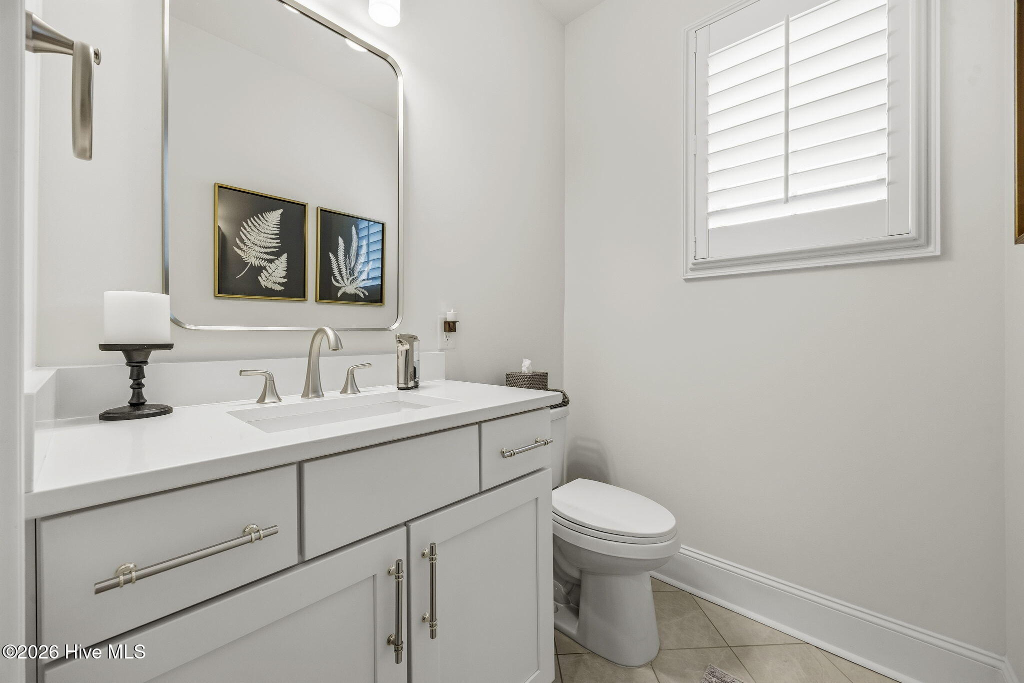 100553827 | Photo 21