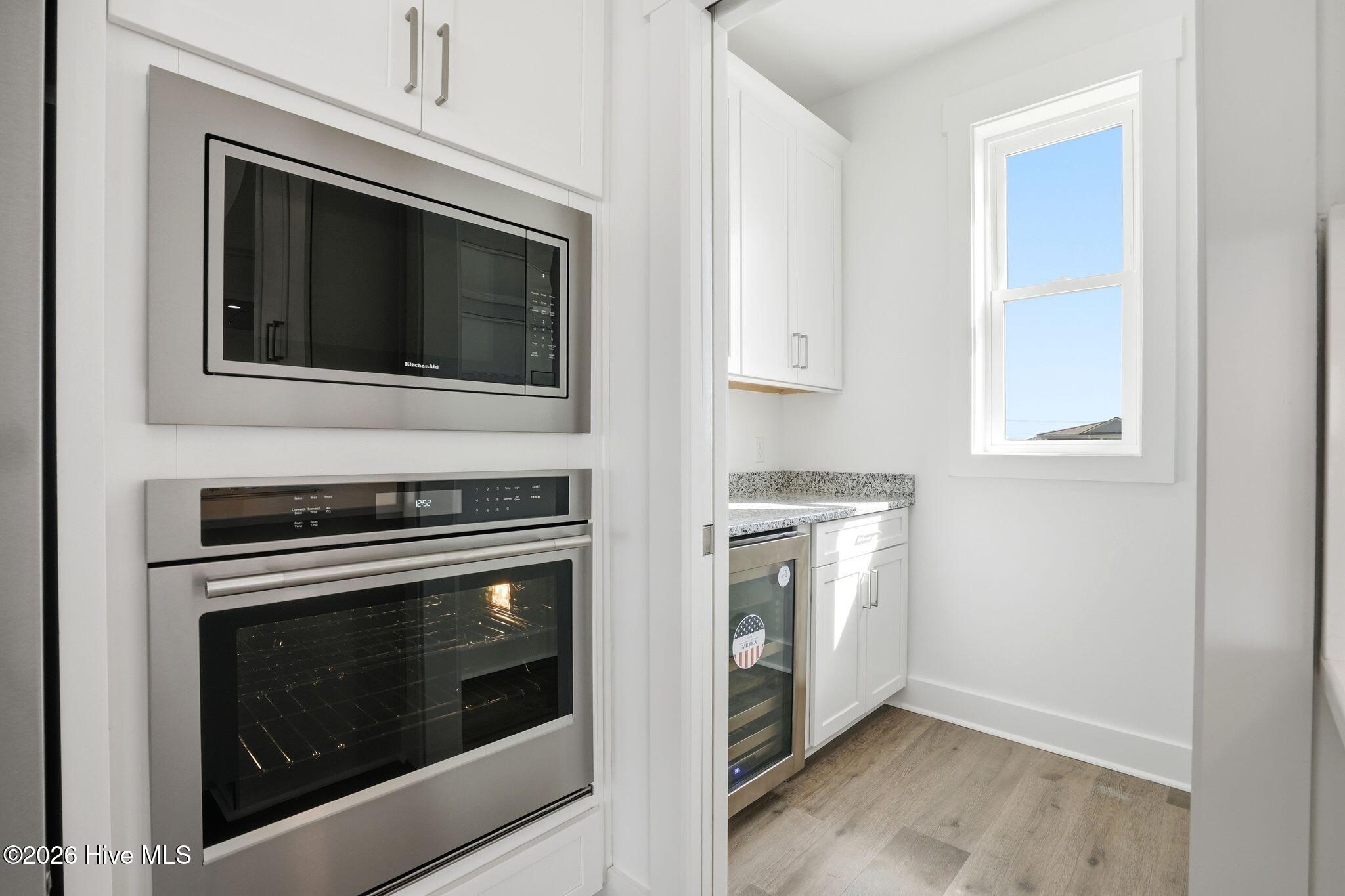 100558491 | Photo 25