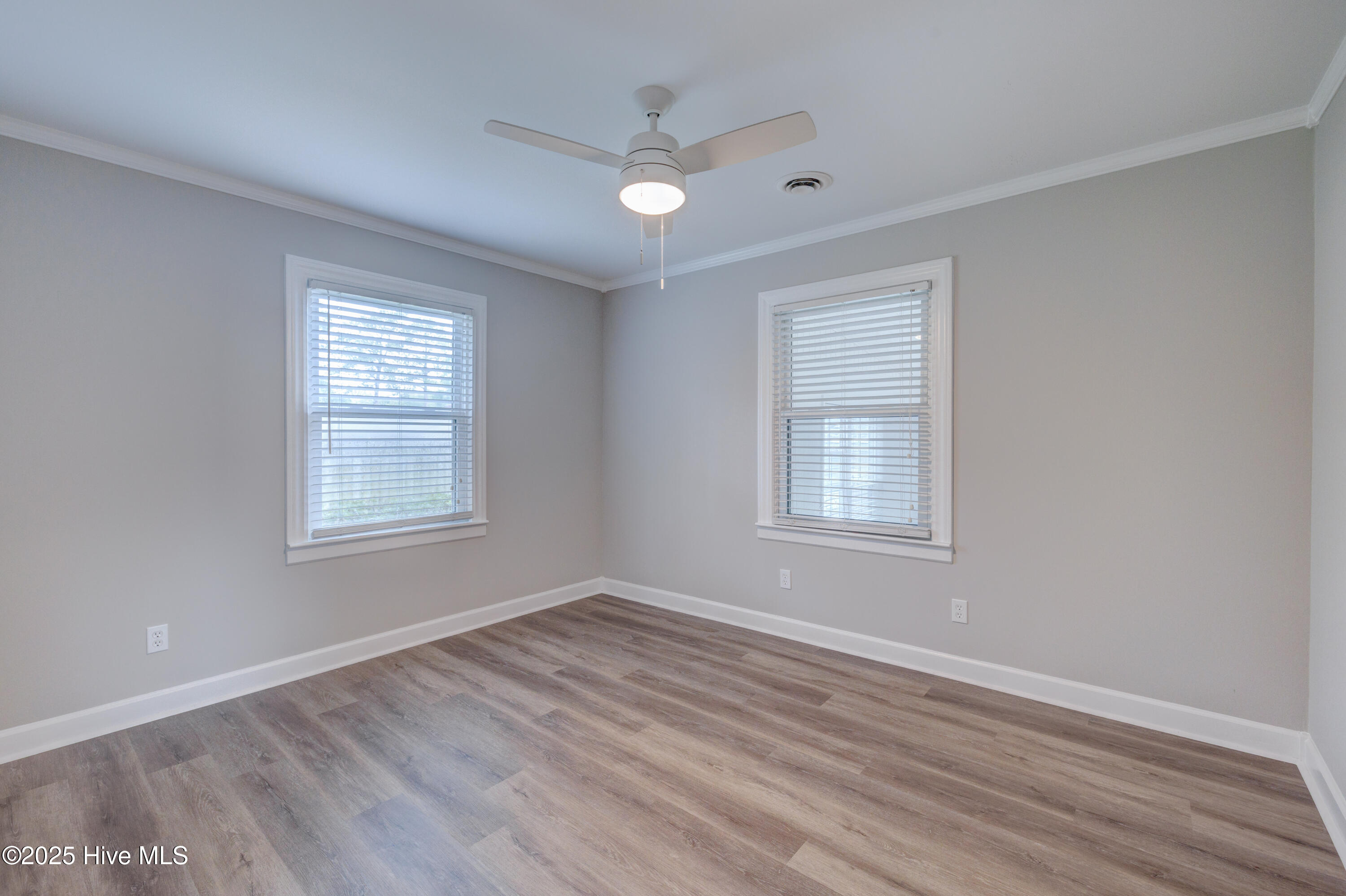 100547568 | Photo 17