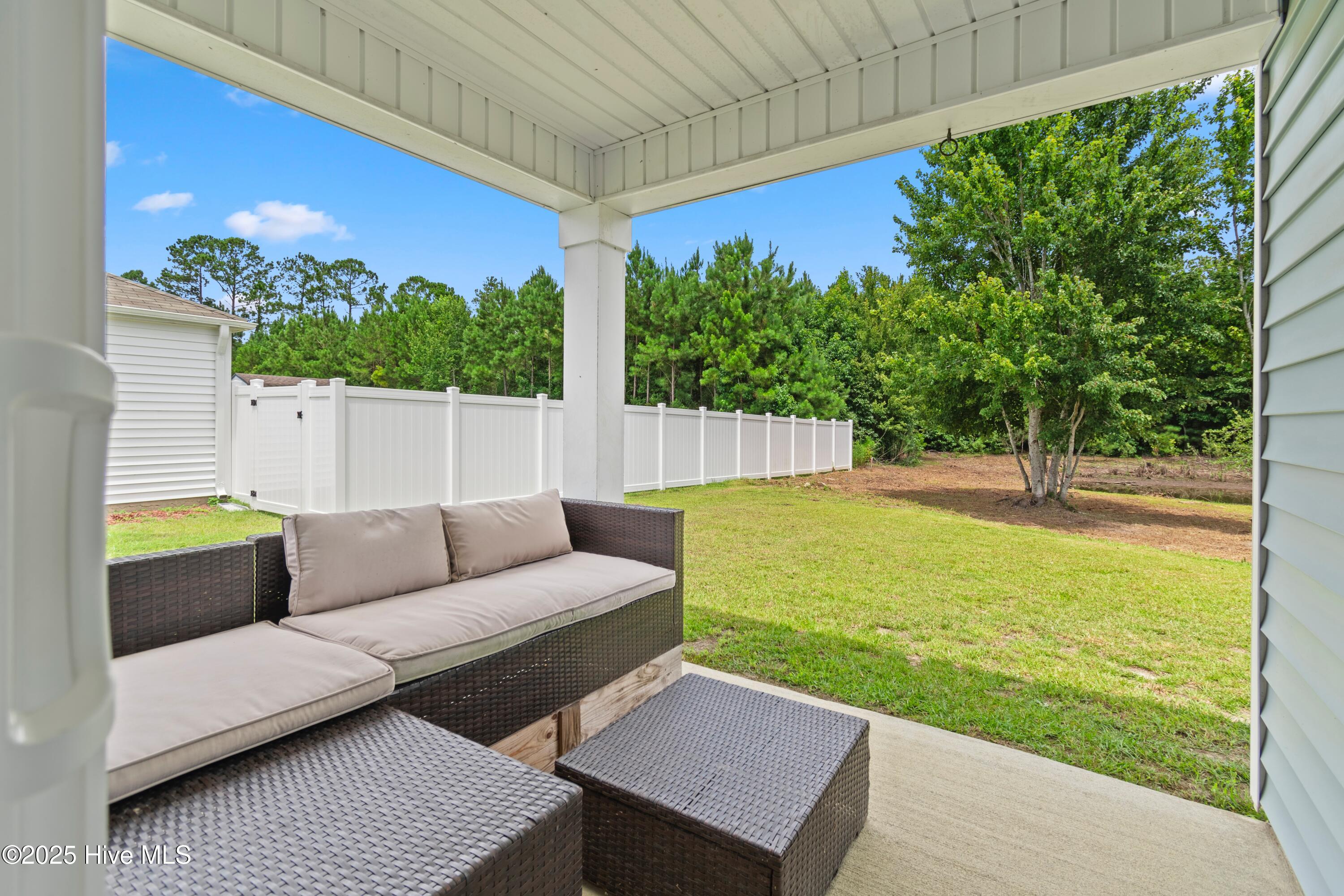 100519595 | Photo 21