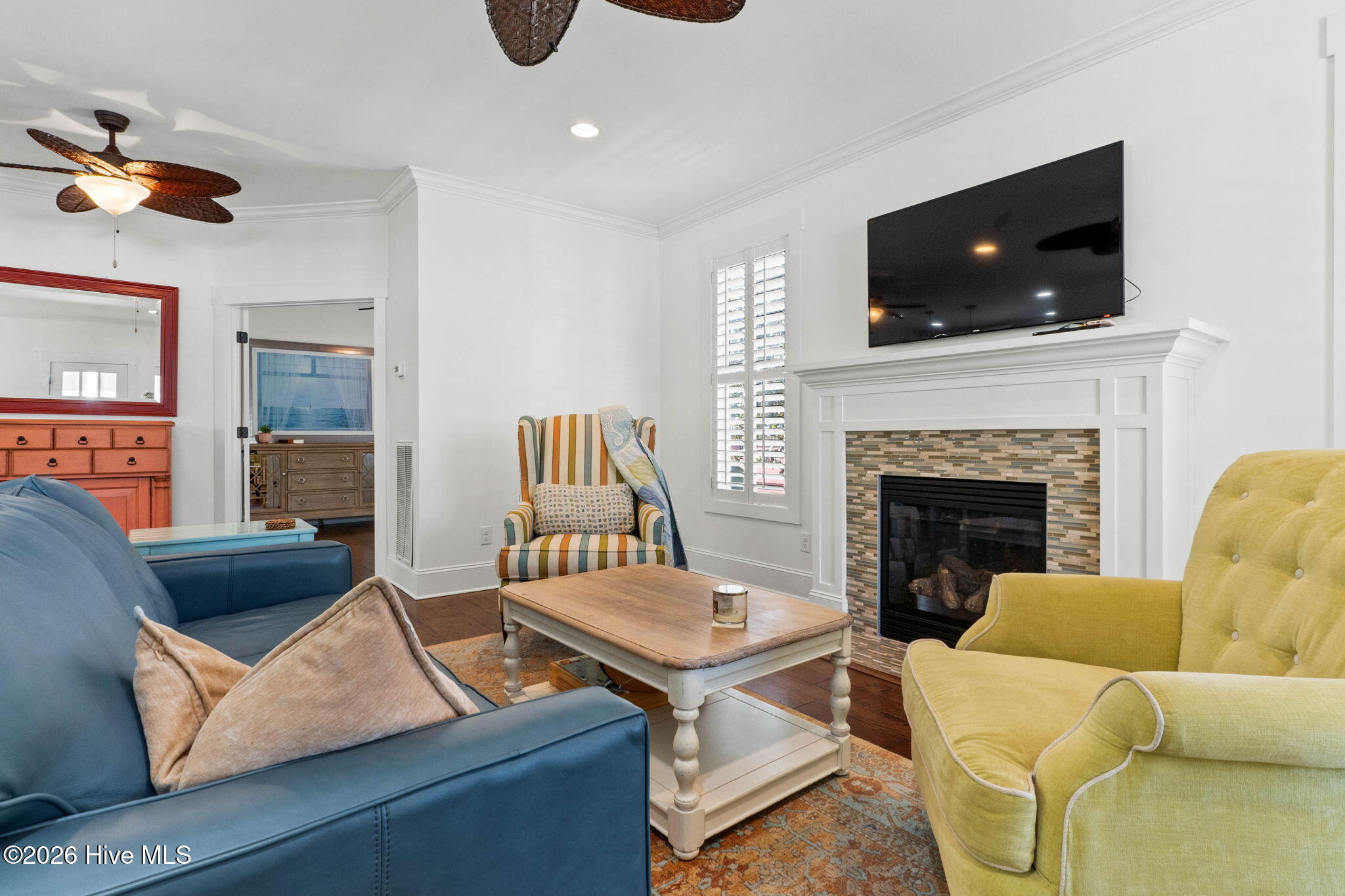 100566680 | Photo 11