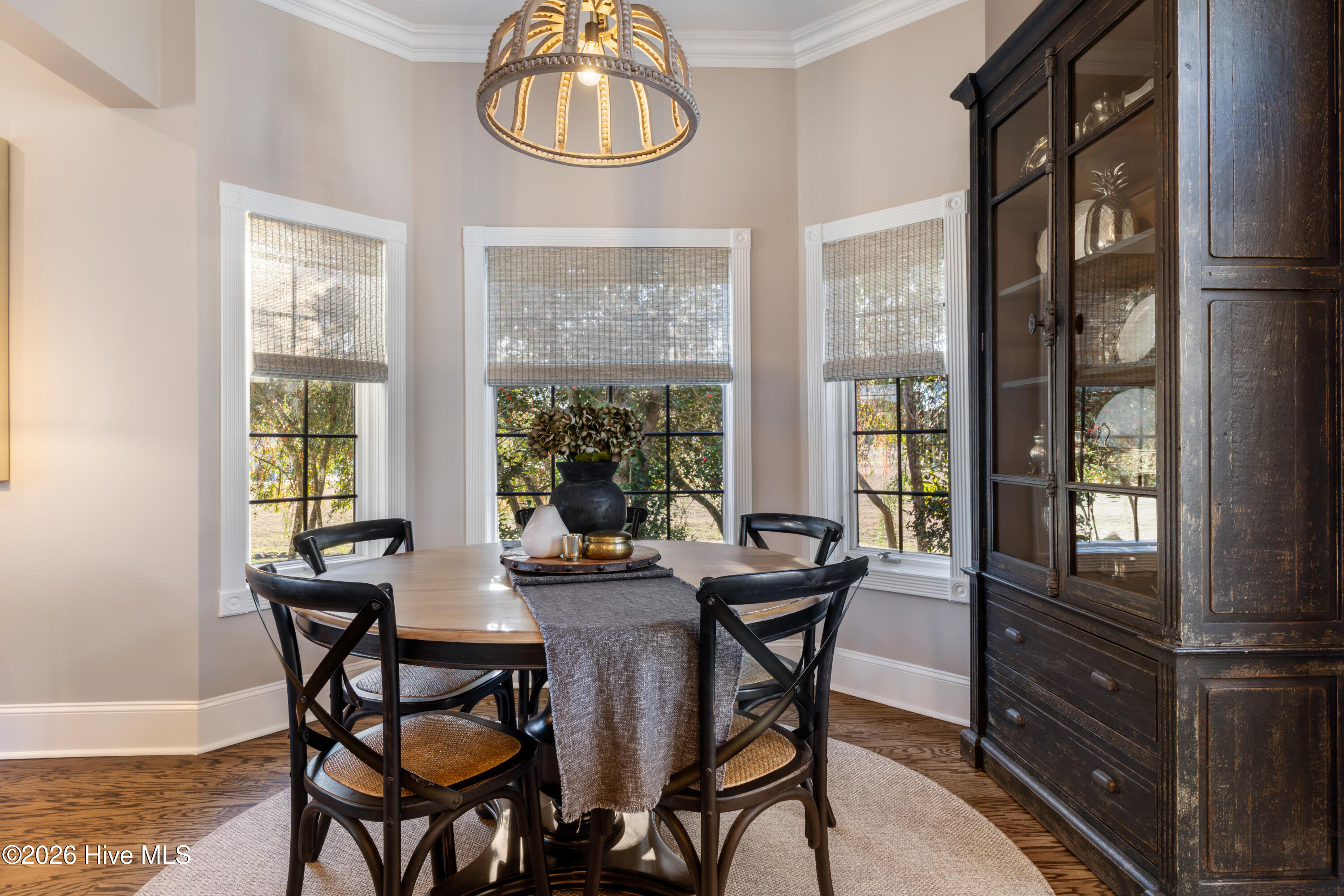 100549832 | Photo 25