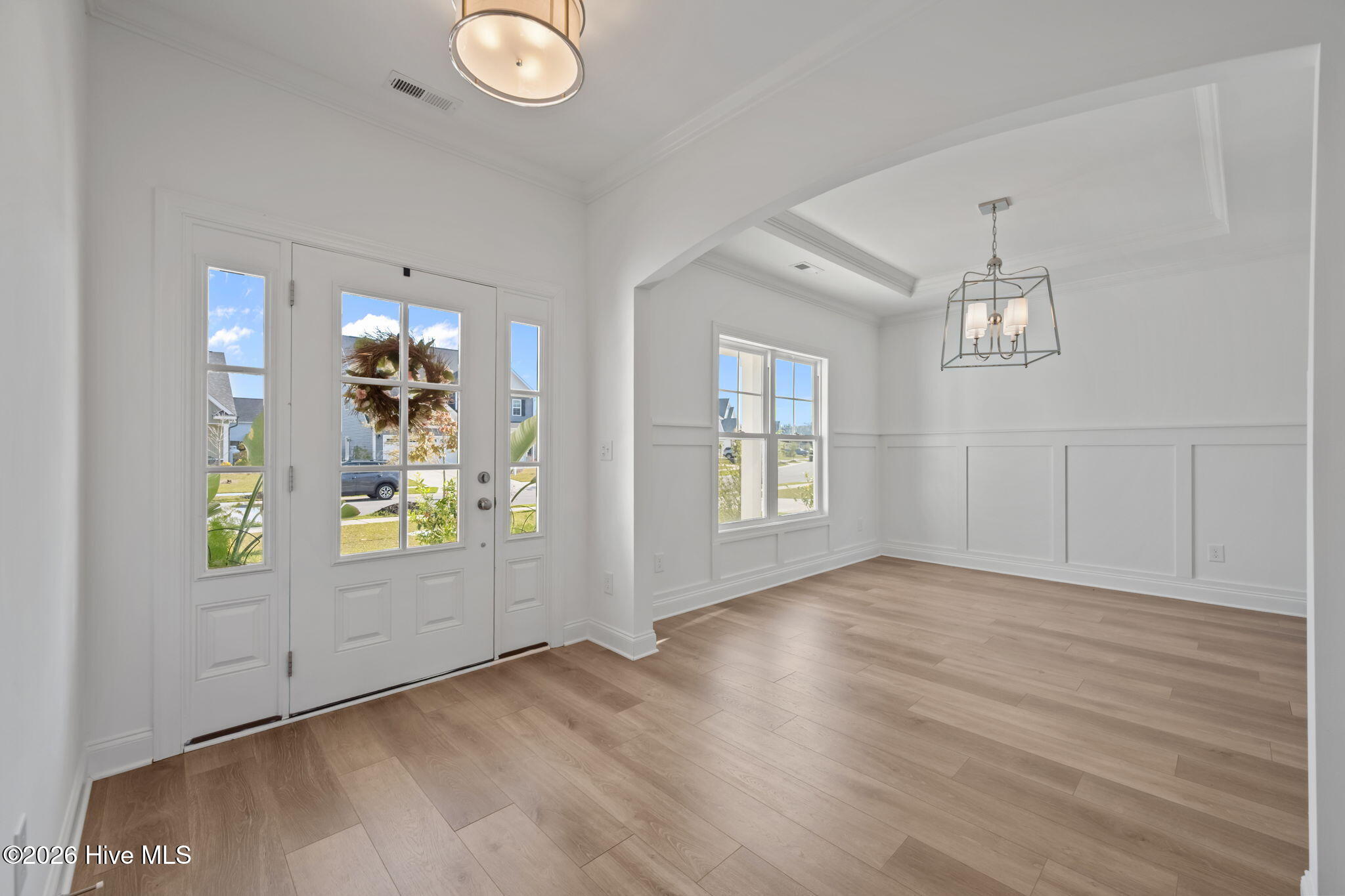 100567807 | Photo 15