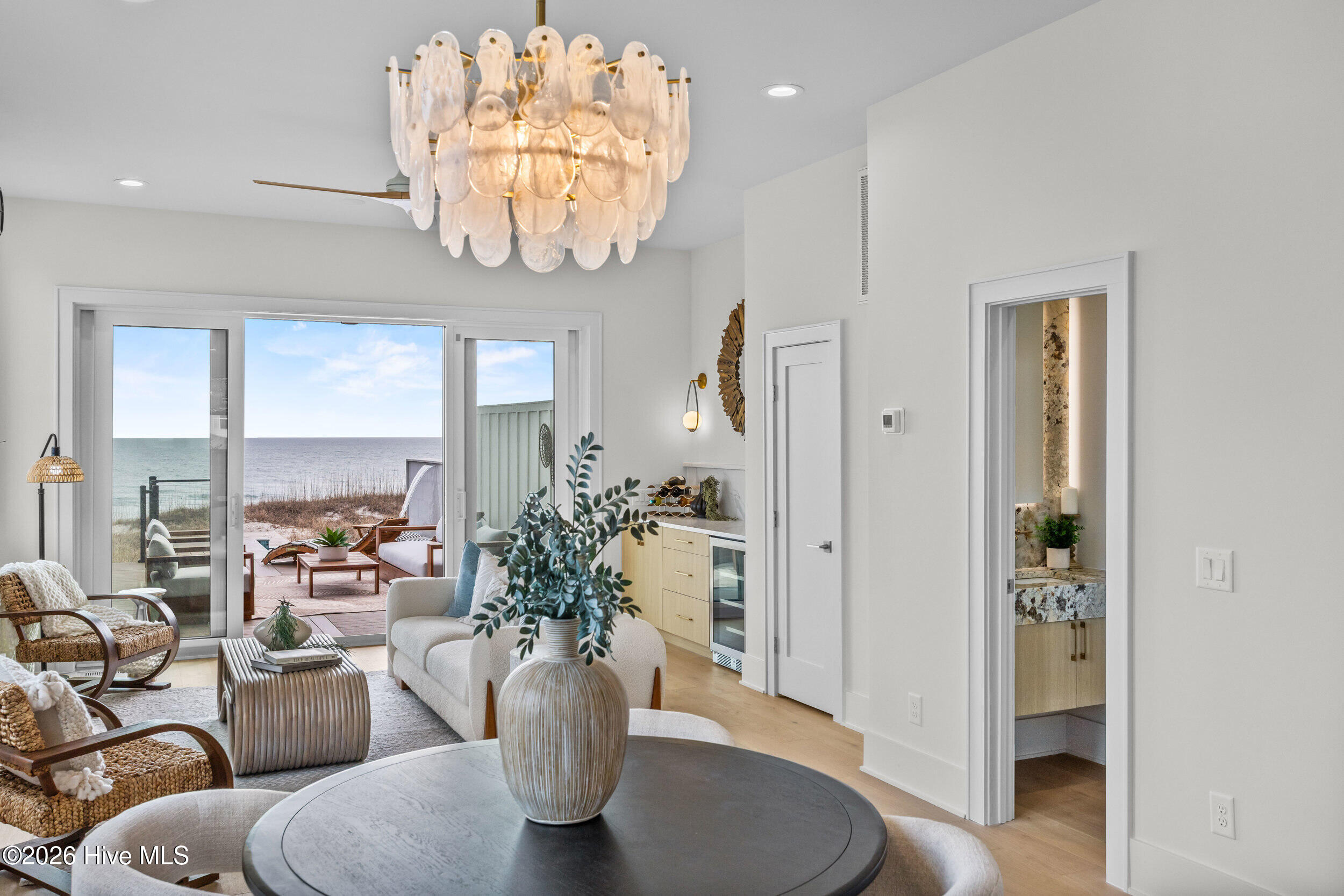 100517468 | Photo 63