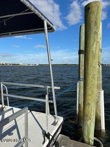 B11 Olde Towne Yacht Club 