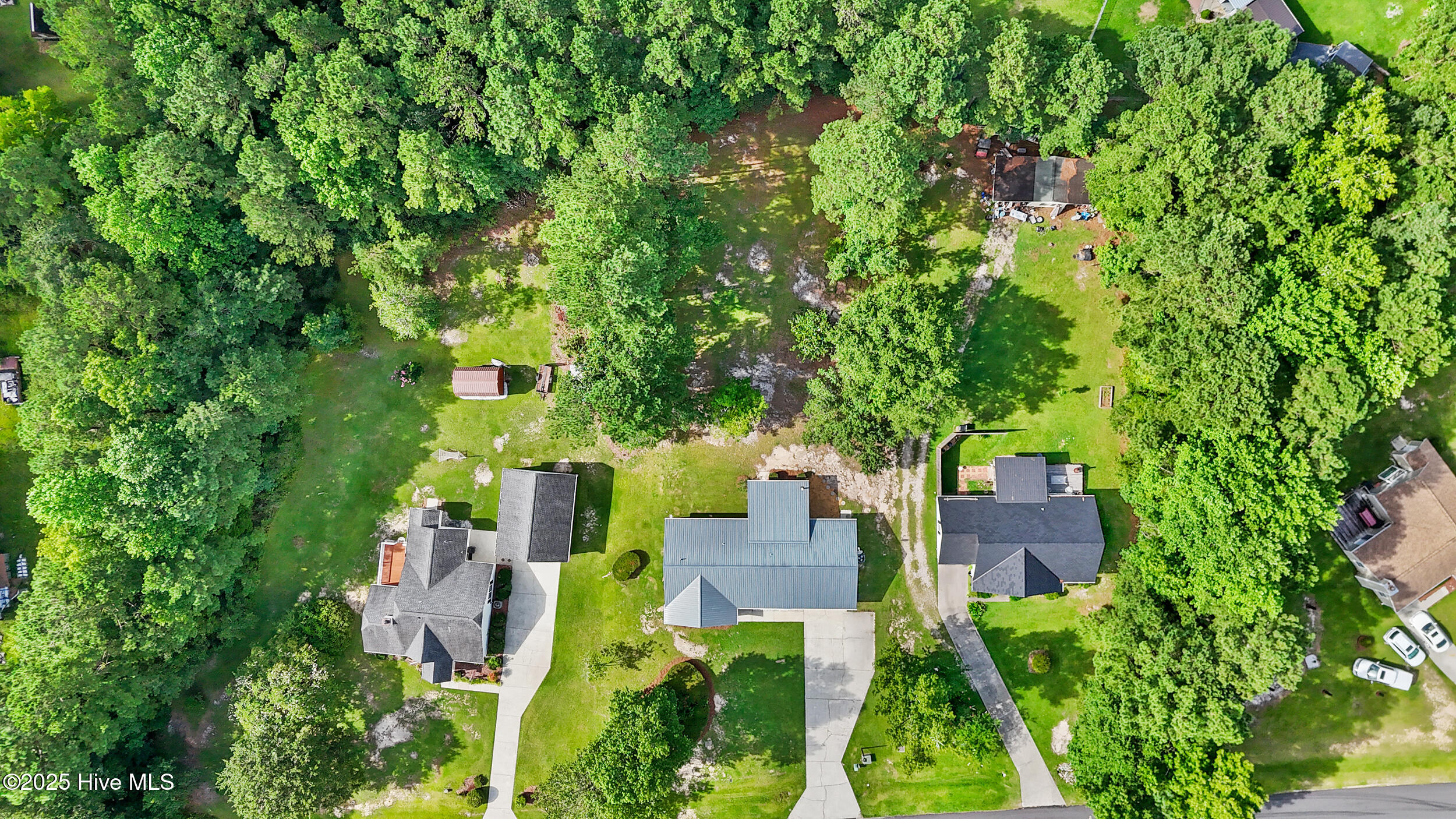 100521133 | Photo 55