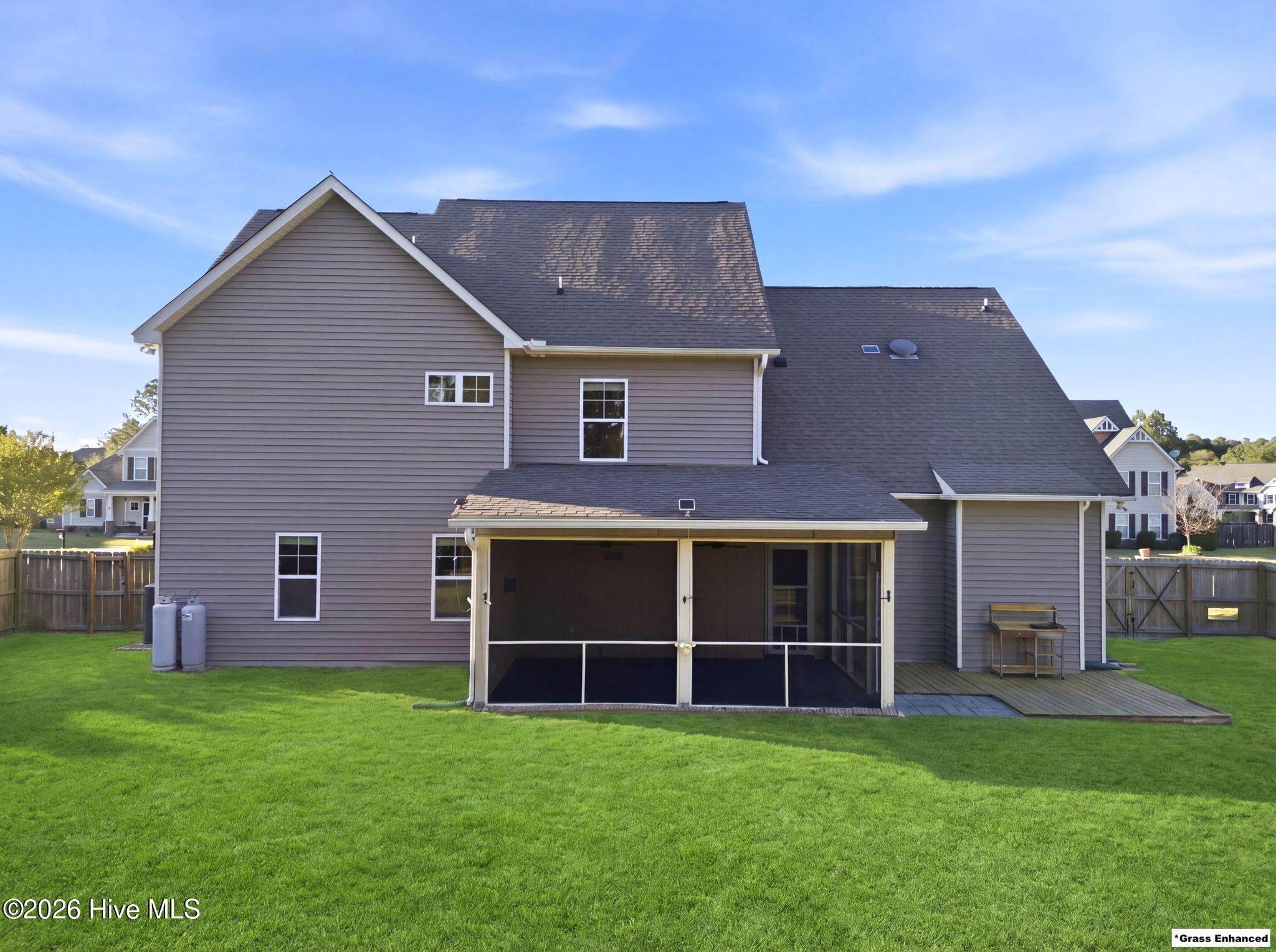 100566859 | Photo 61