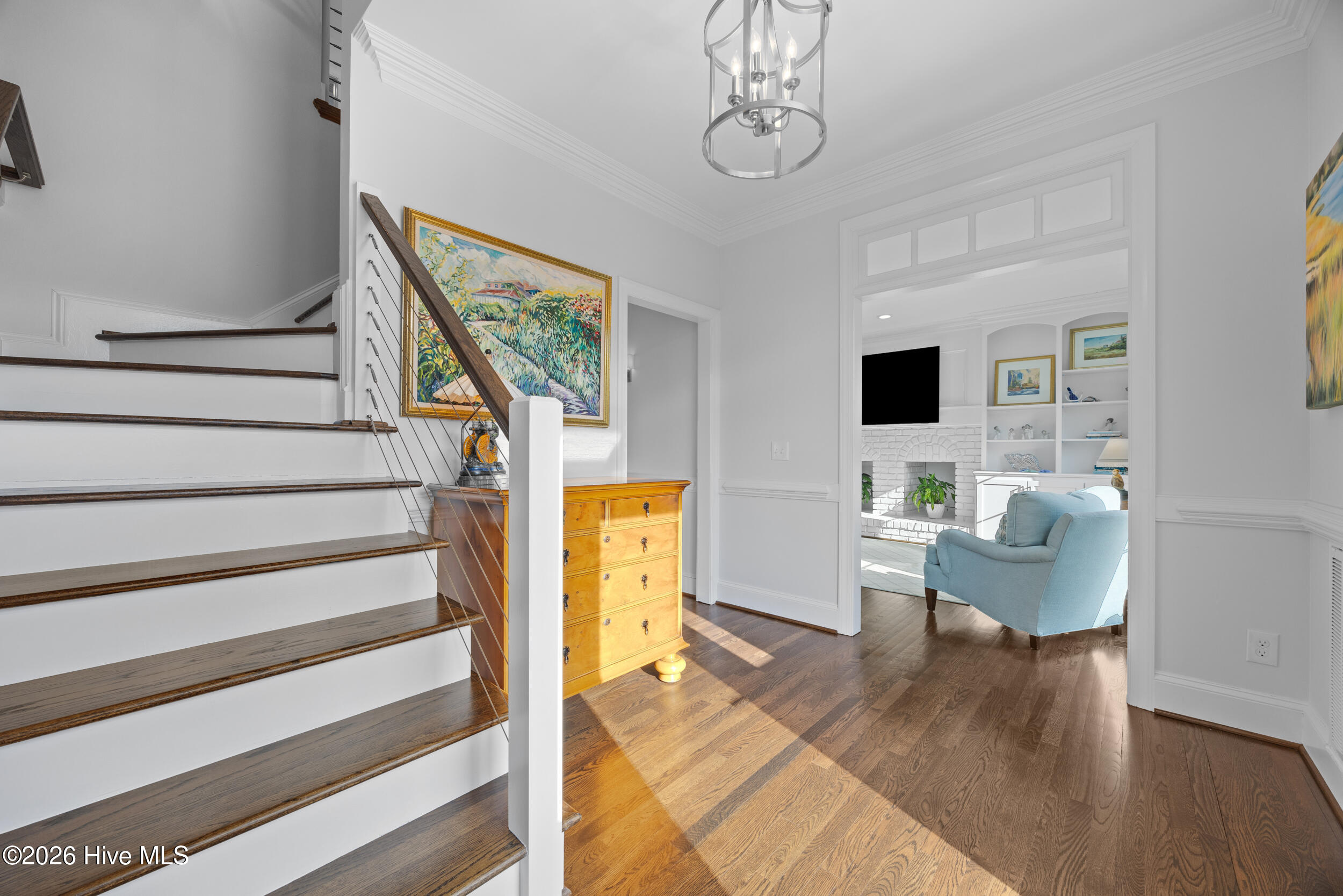 100553782 | Photo 11