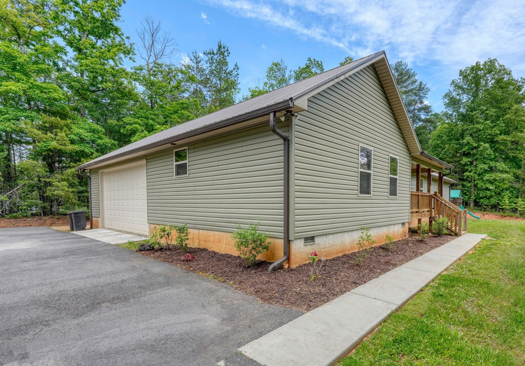 290 Butterball Boulevard, Murphy, NC 28906 Listing Photo  43
