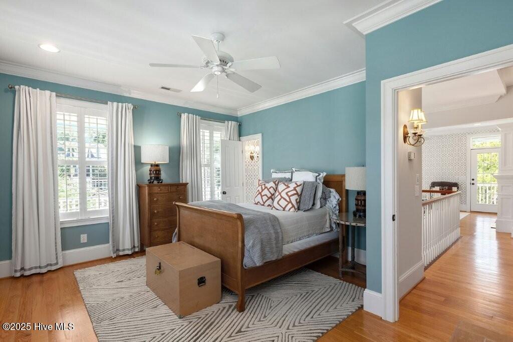 100553124 | Photo 38