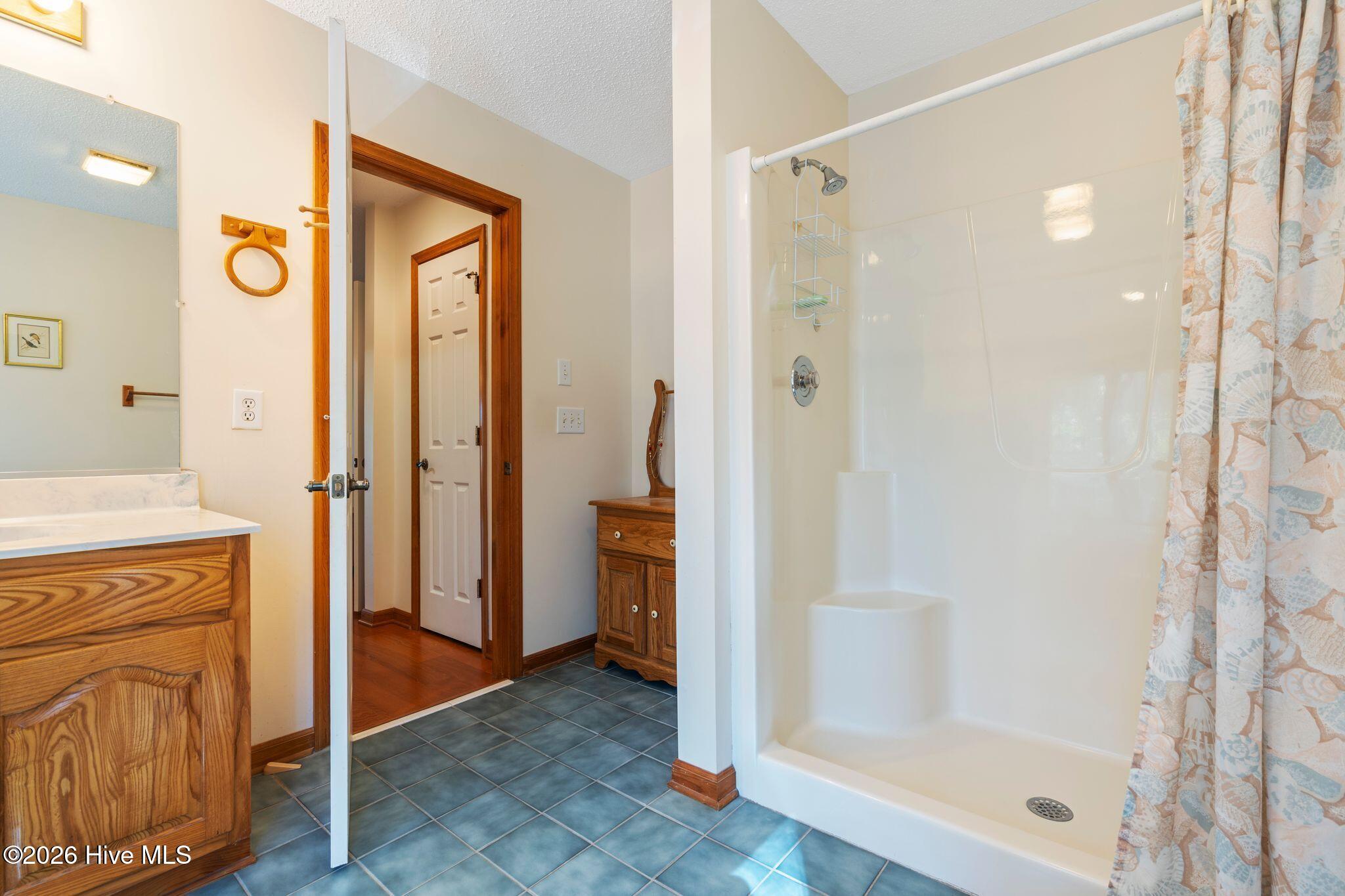 100552539 | Photo 53