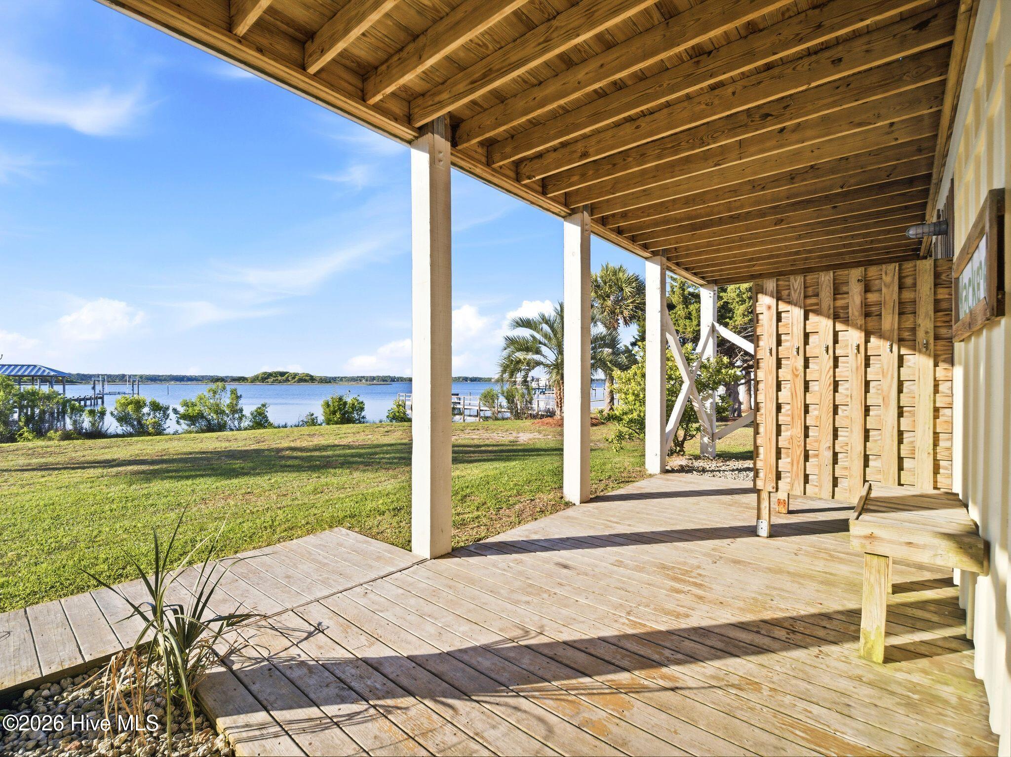 100569349 | Photo 100