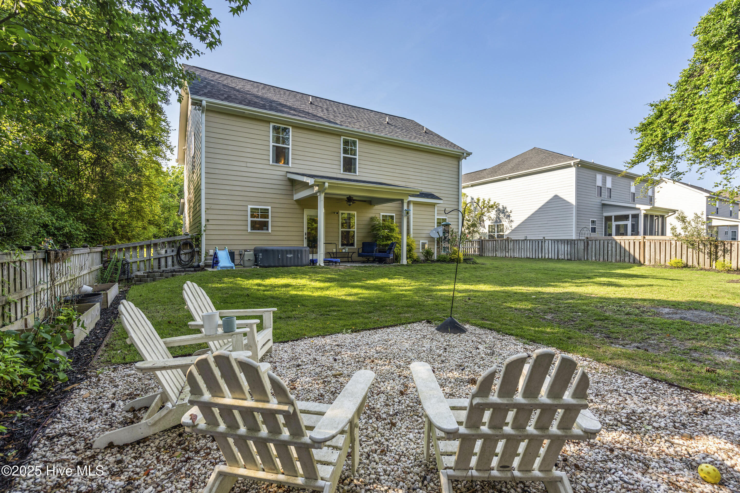 100506329 | Photo 43