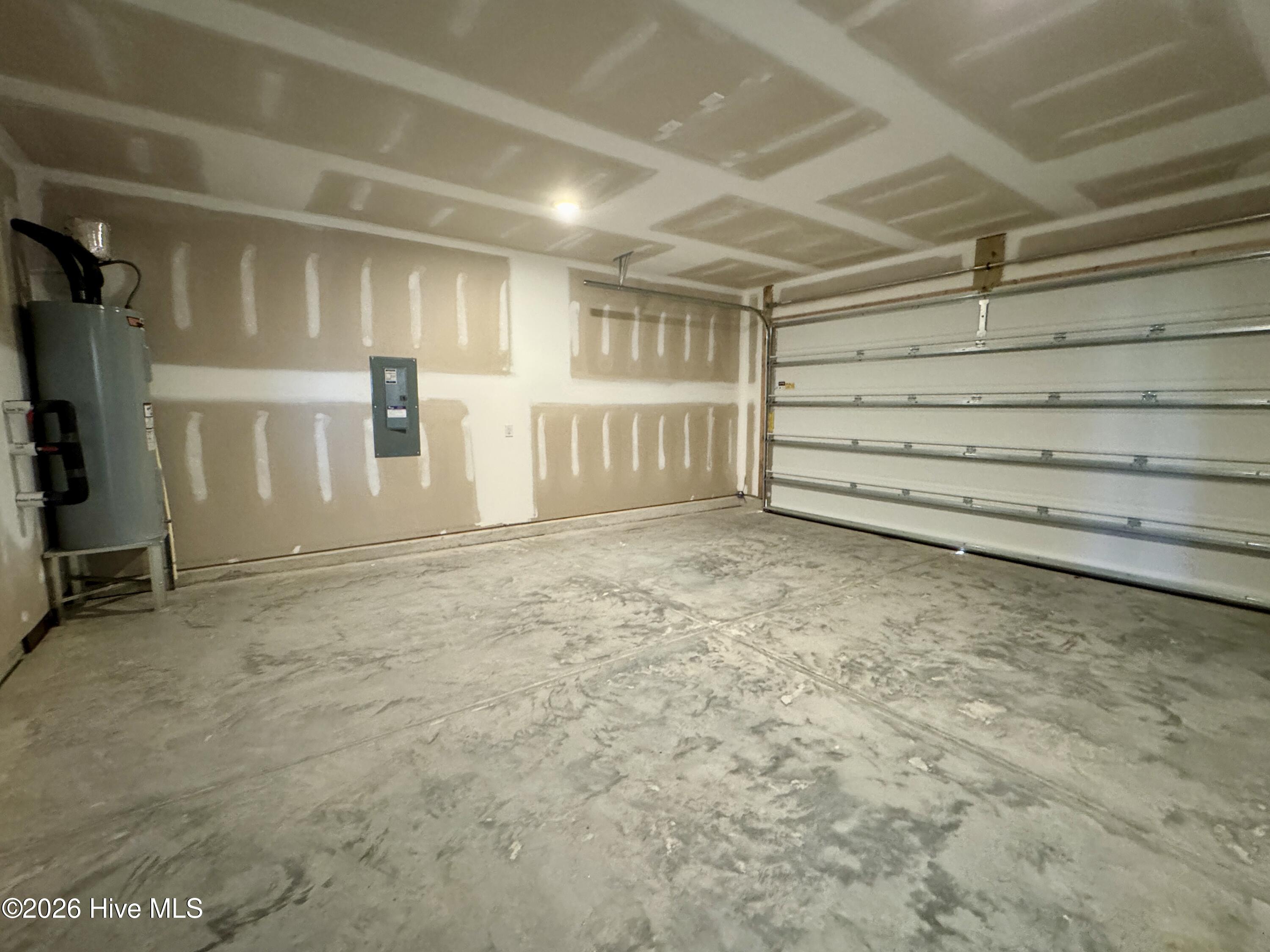 100516667 | Photo 18