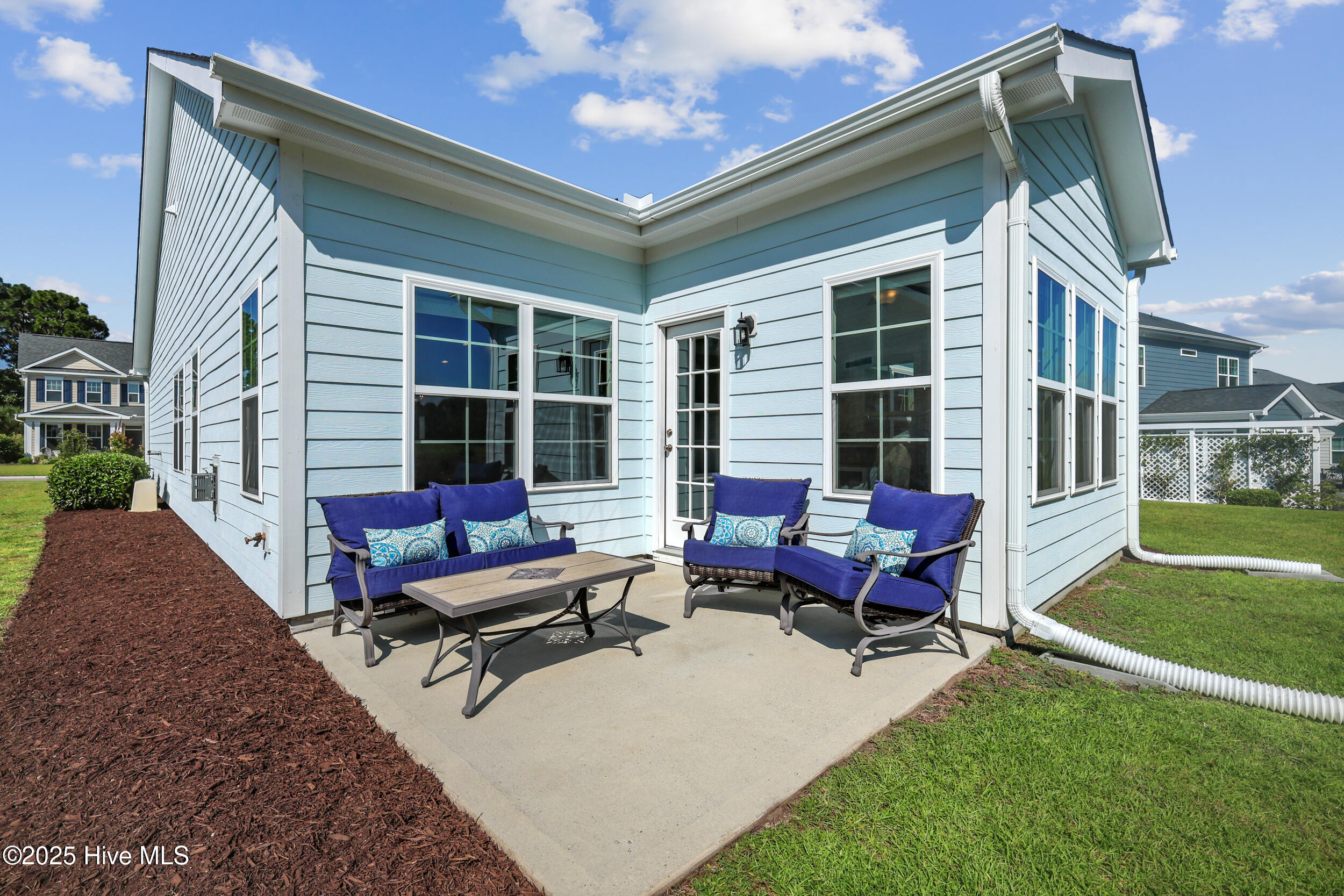 100521599 | Photo 28