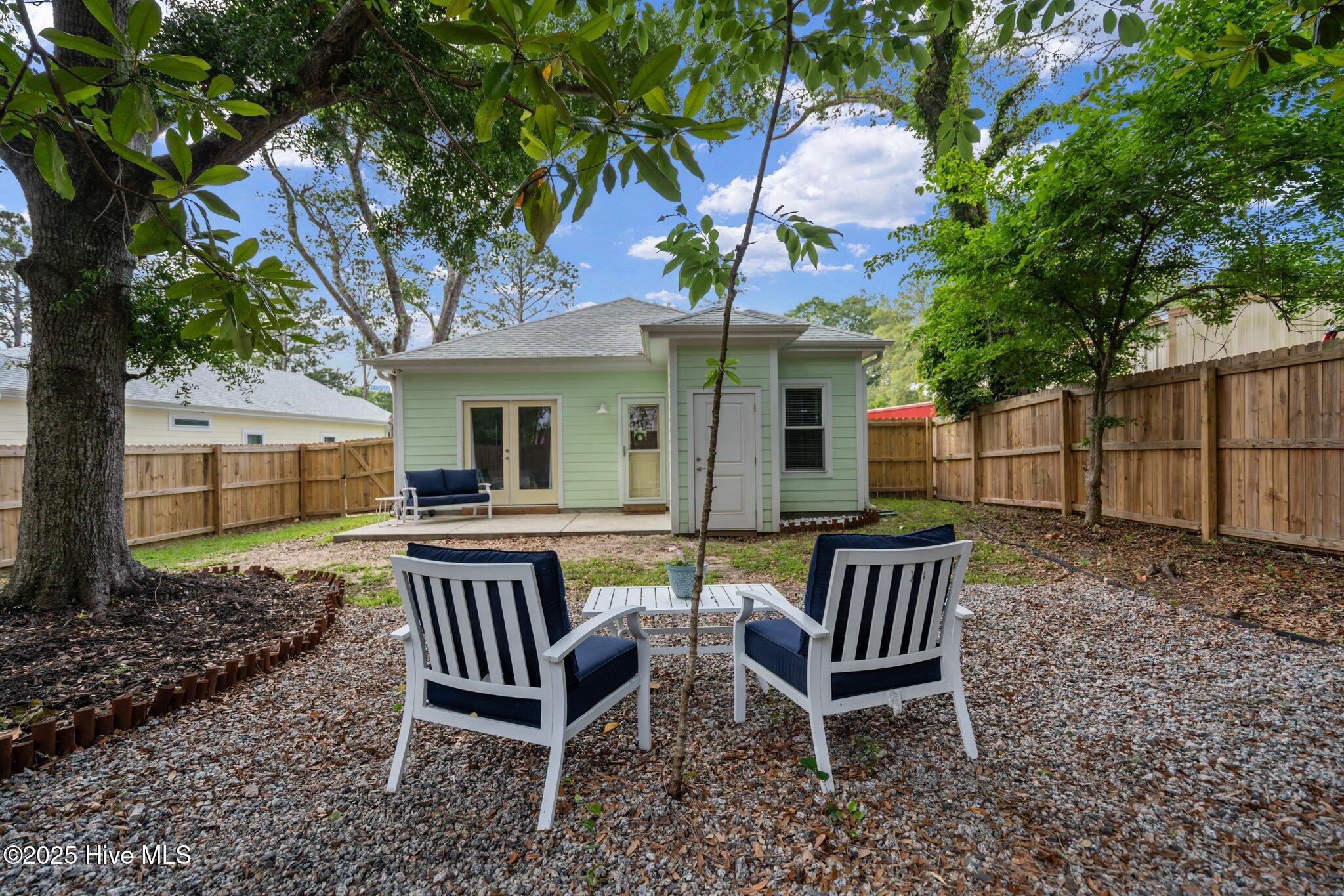 100552059 | Photo 42