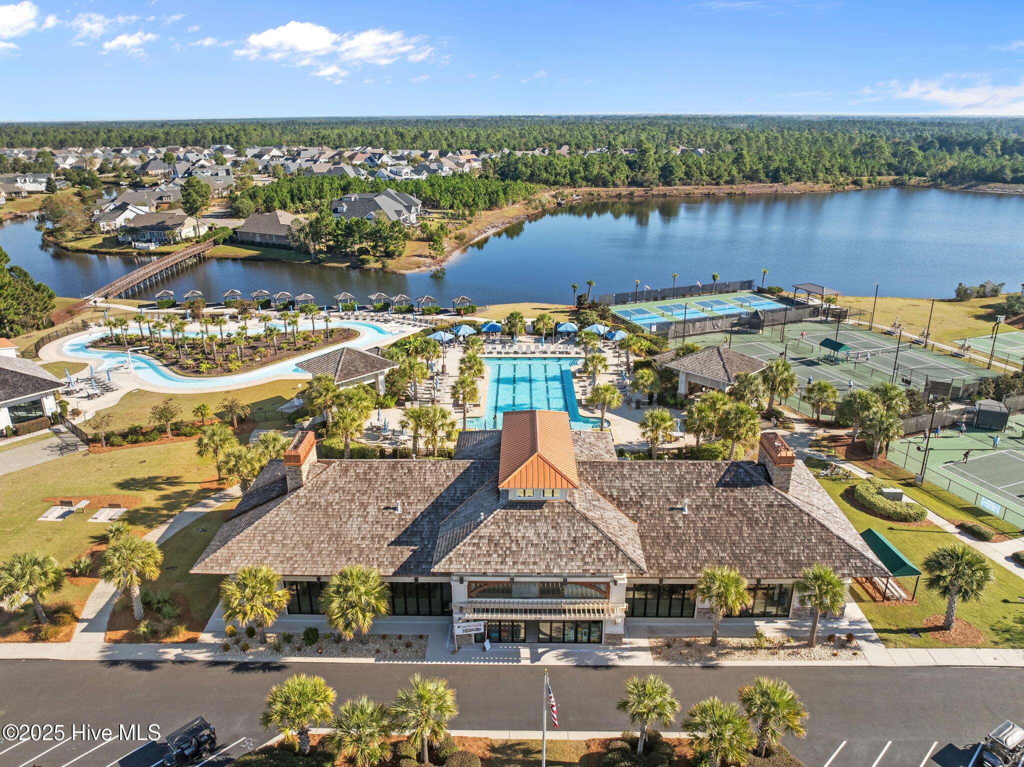 100537659 | Photo 59