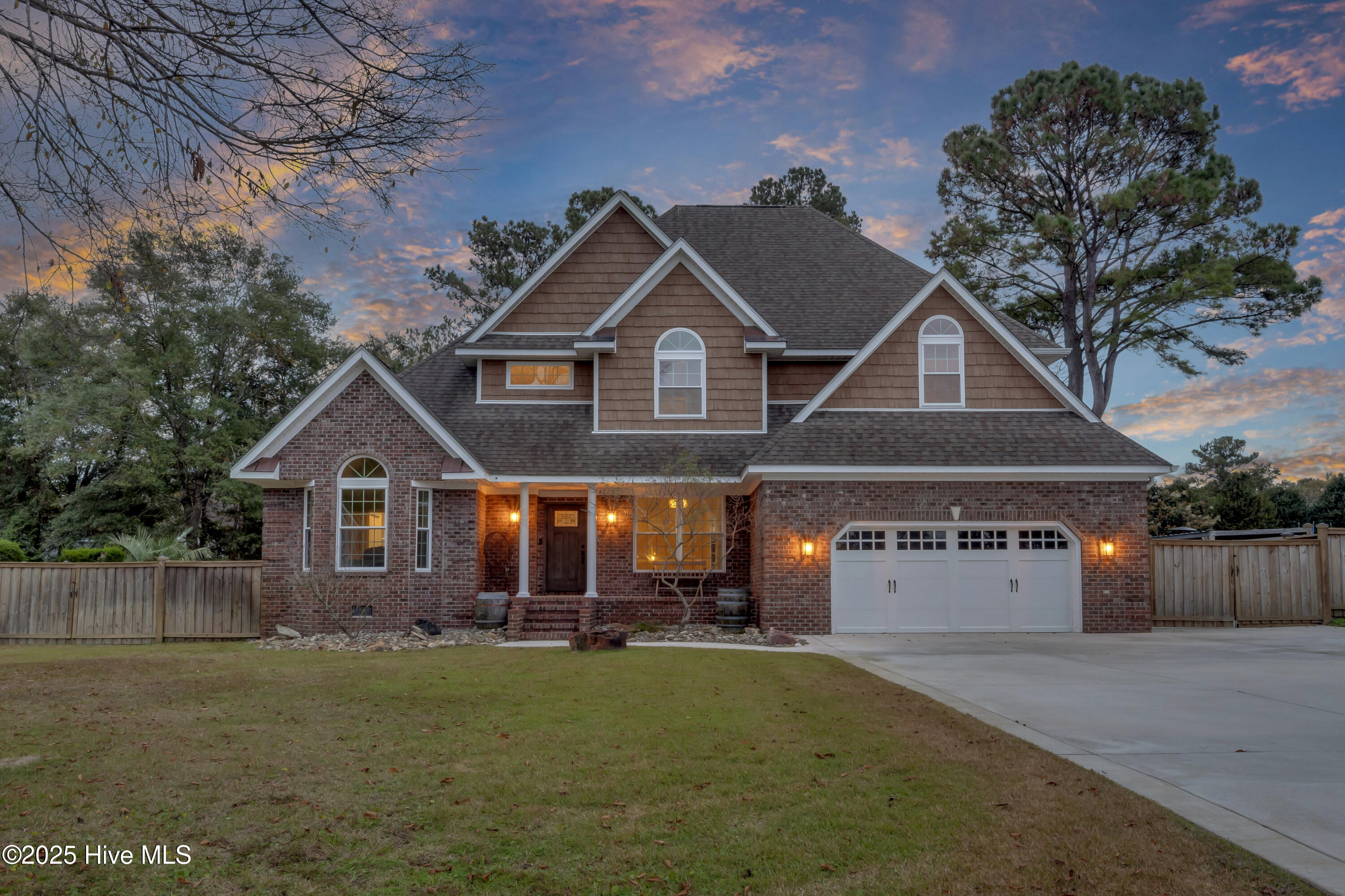 100543498 | Photo 54