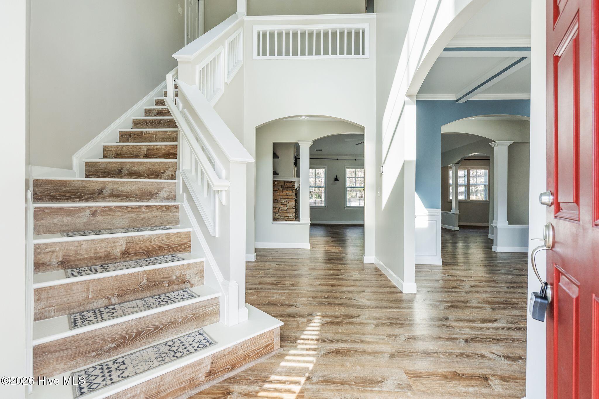 100558662 | Photo 16