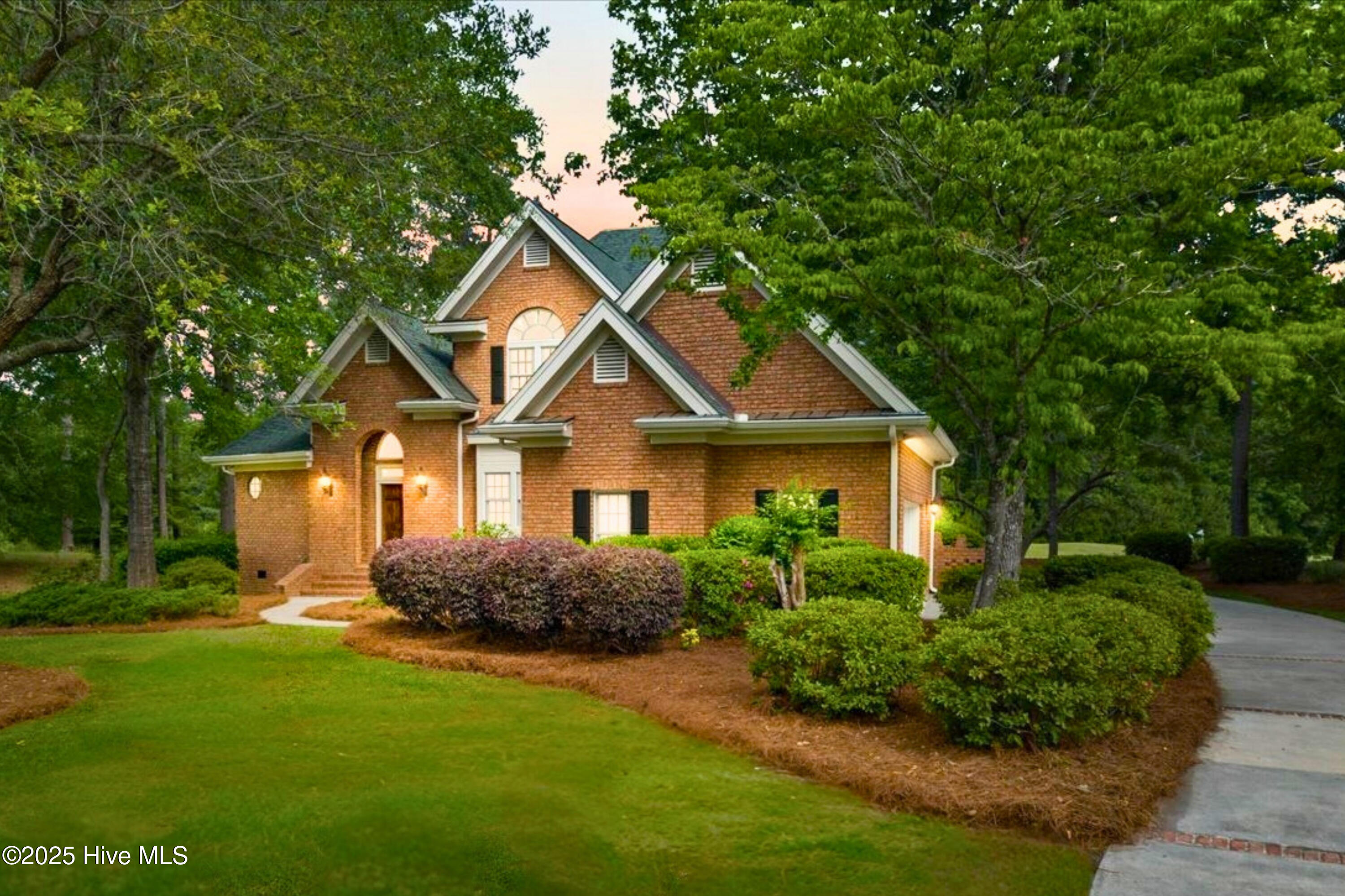 Property at 79 Windsor Circle