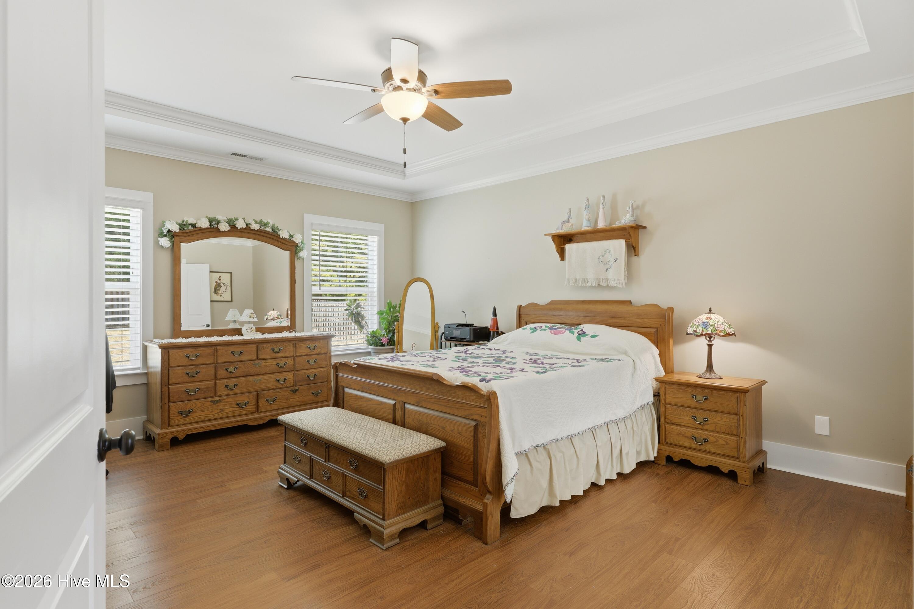 100569472 | Photo 29