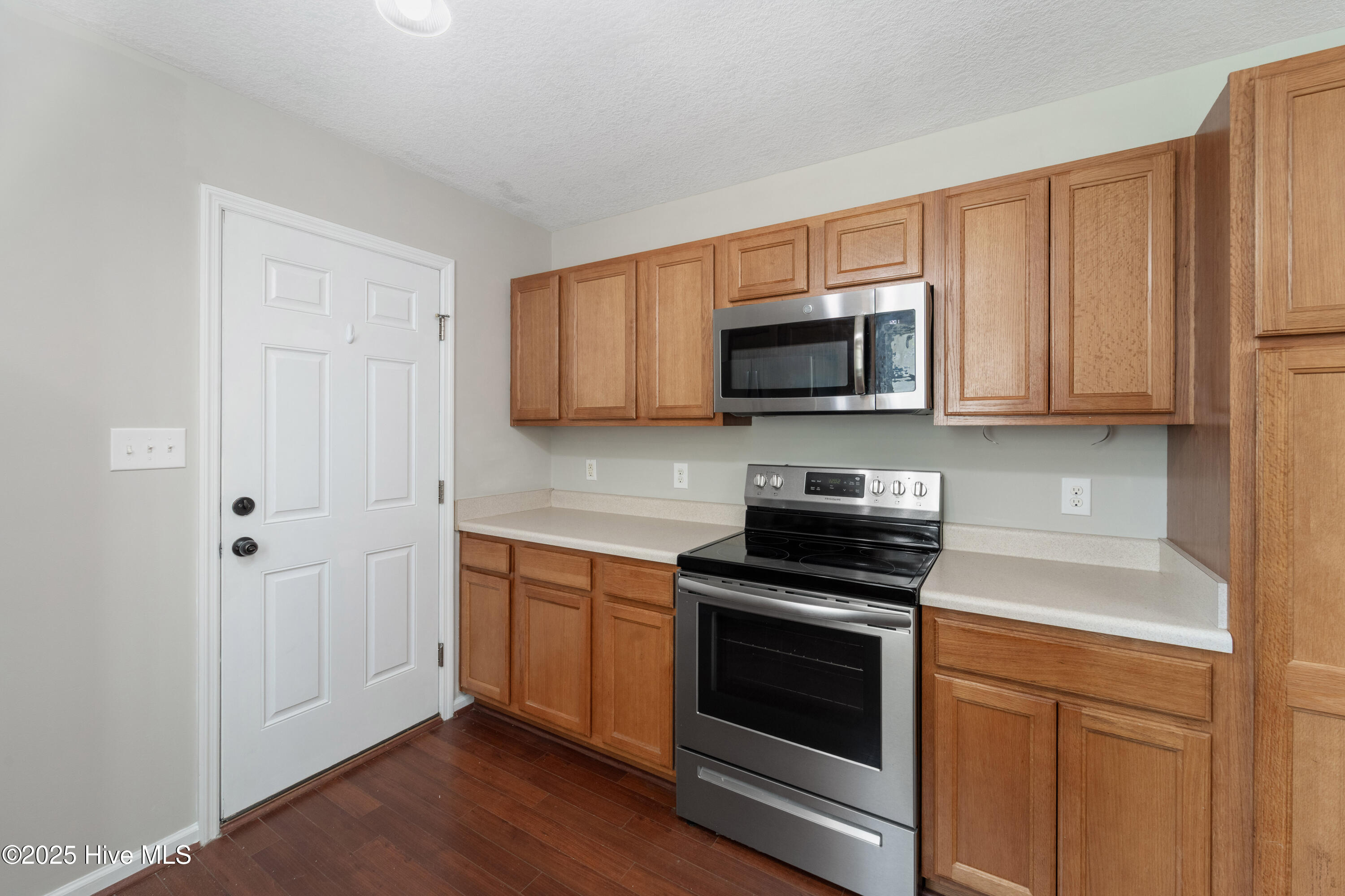 205 Sourwood Court, Jacksonville, NC 28540 – photo 14: DSC06247
