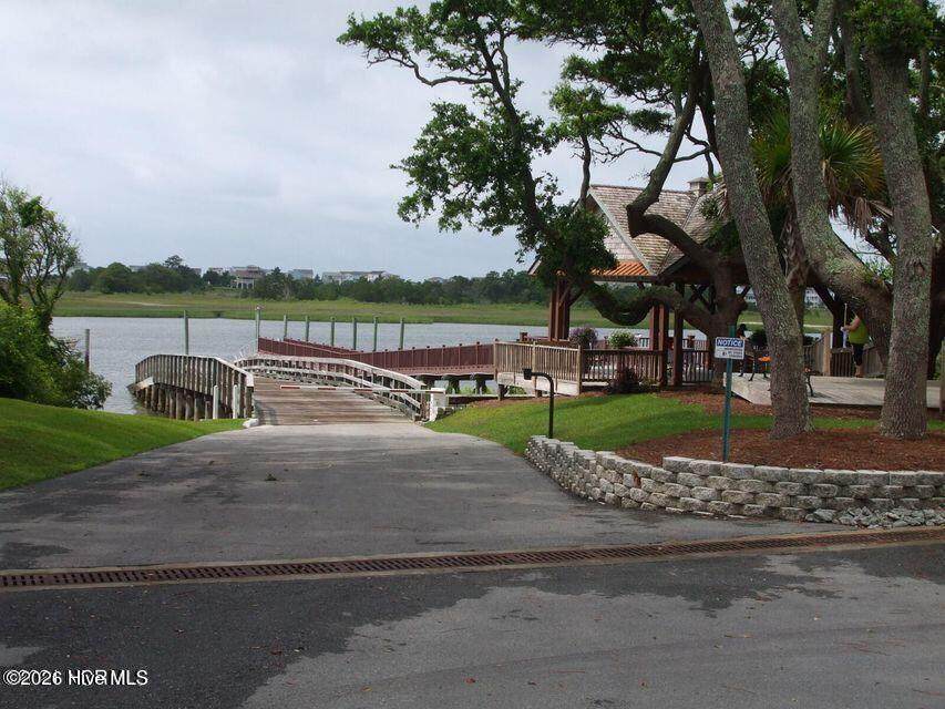 100562594 | Photo 13