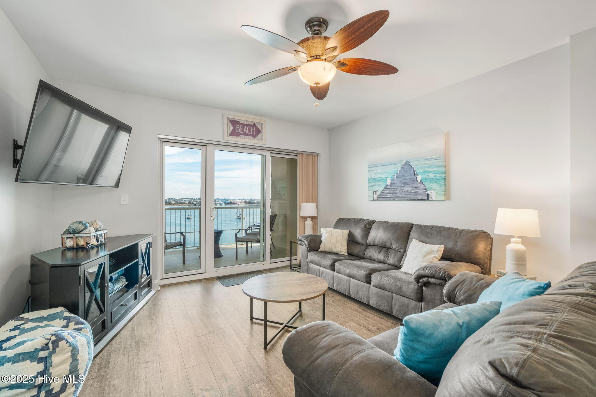 100 Olde Towne Yacht Club Drive 411,Beaufort