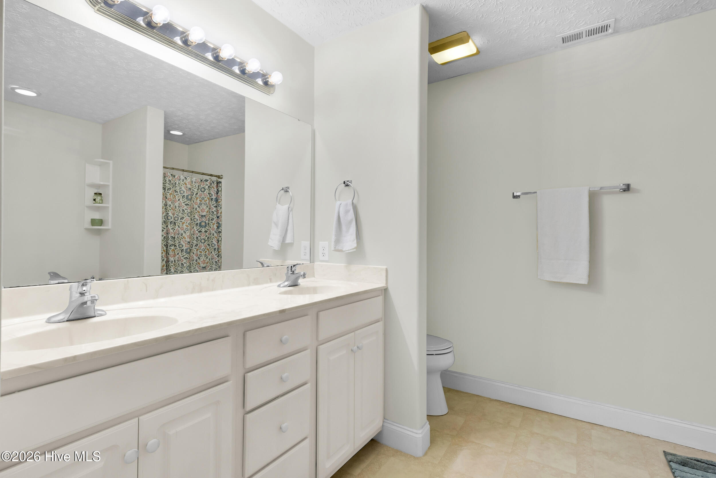 111 Catbird Court,Havelock