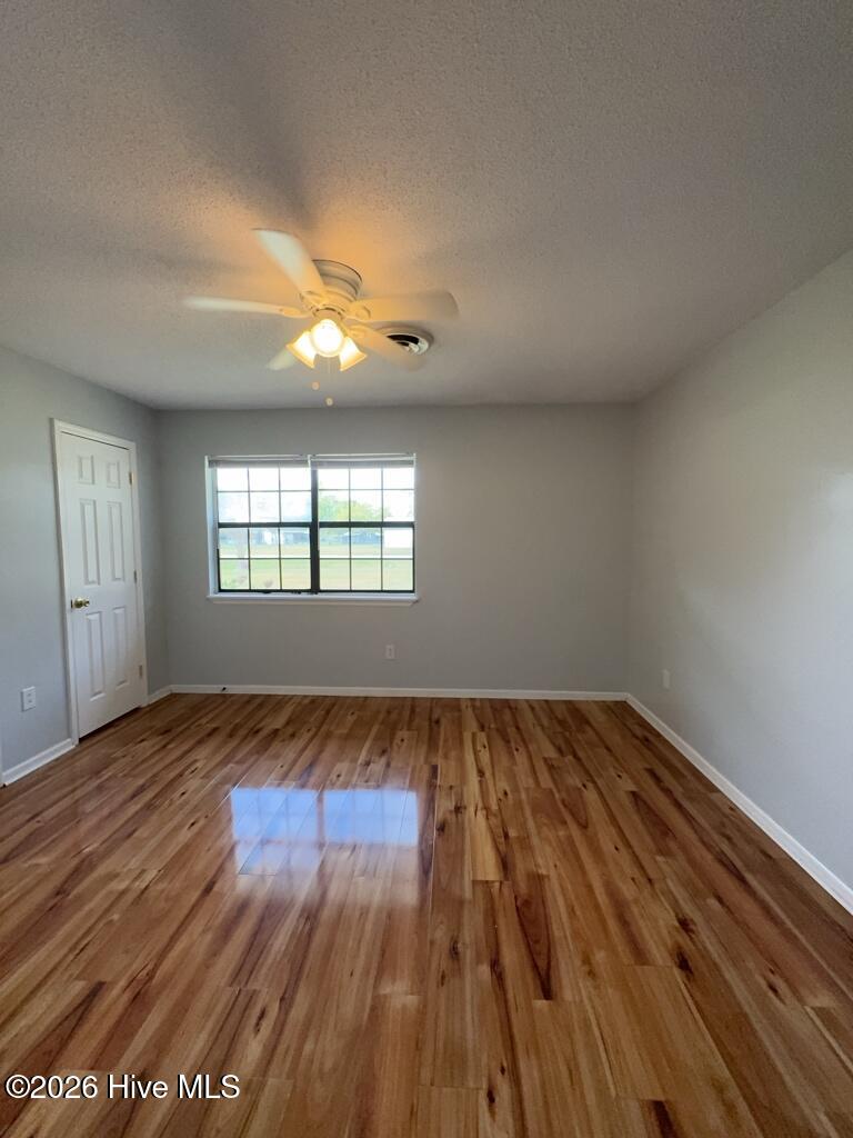 100564135 | Photo 10