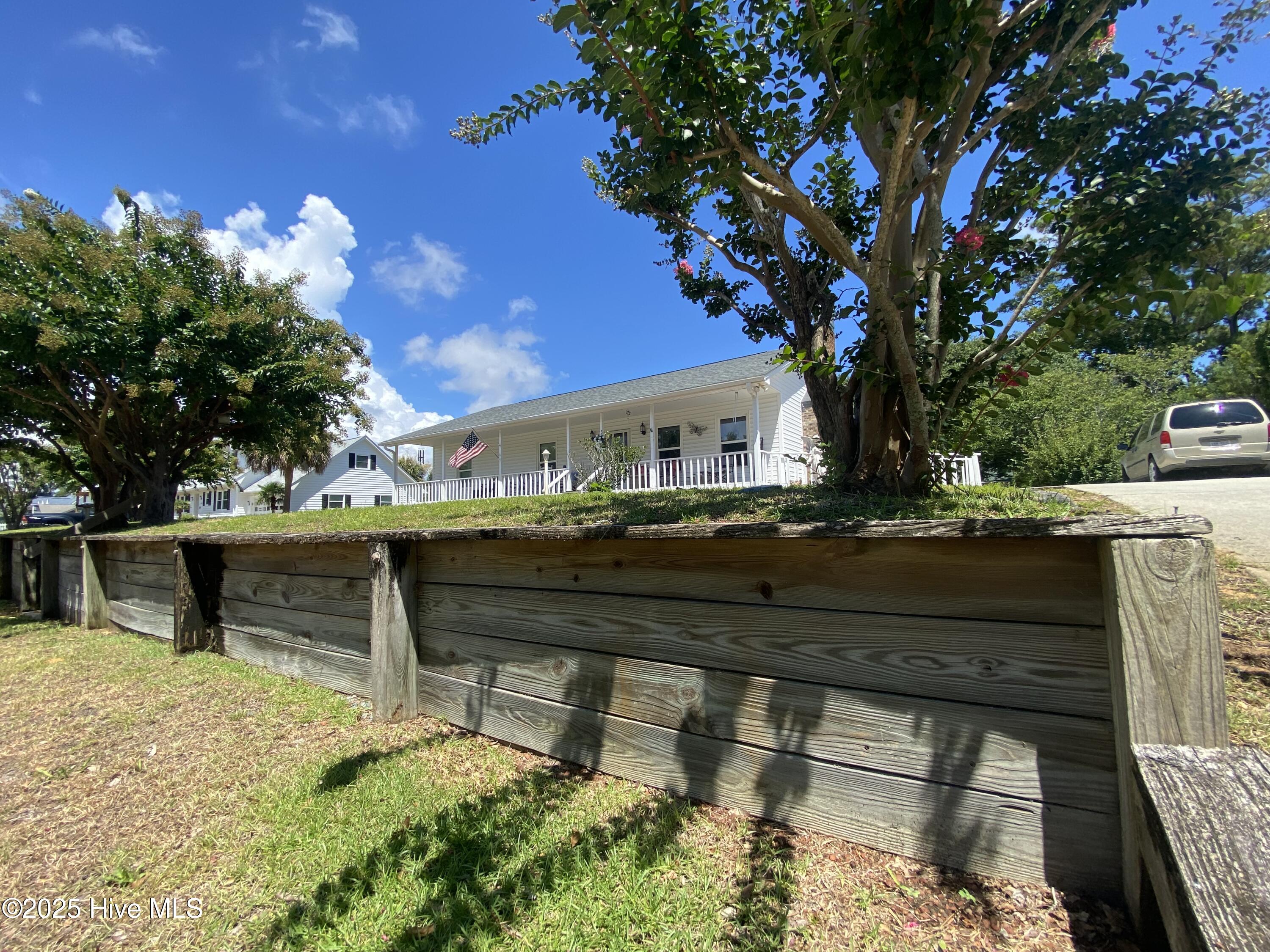 100521634 | Photo 49