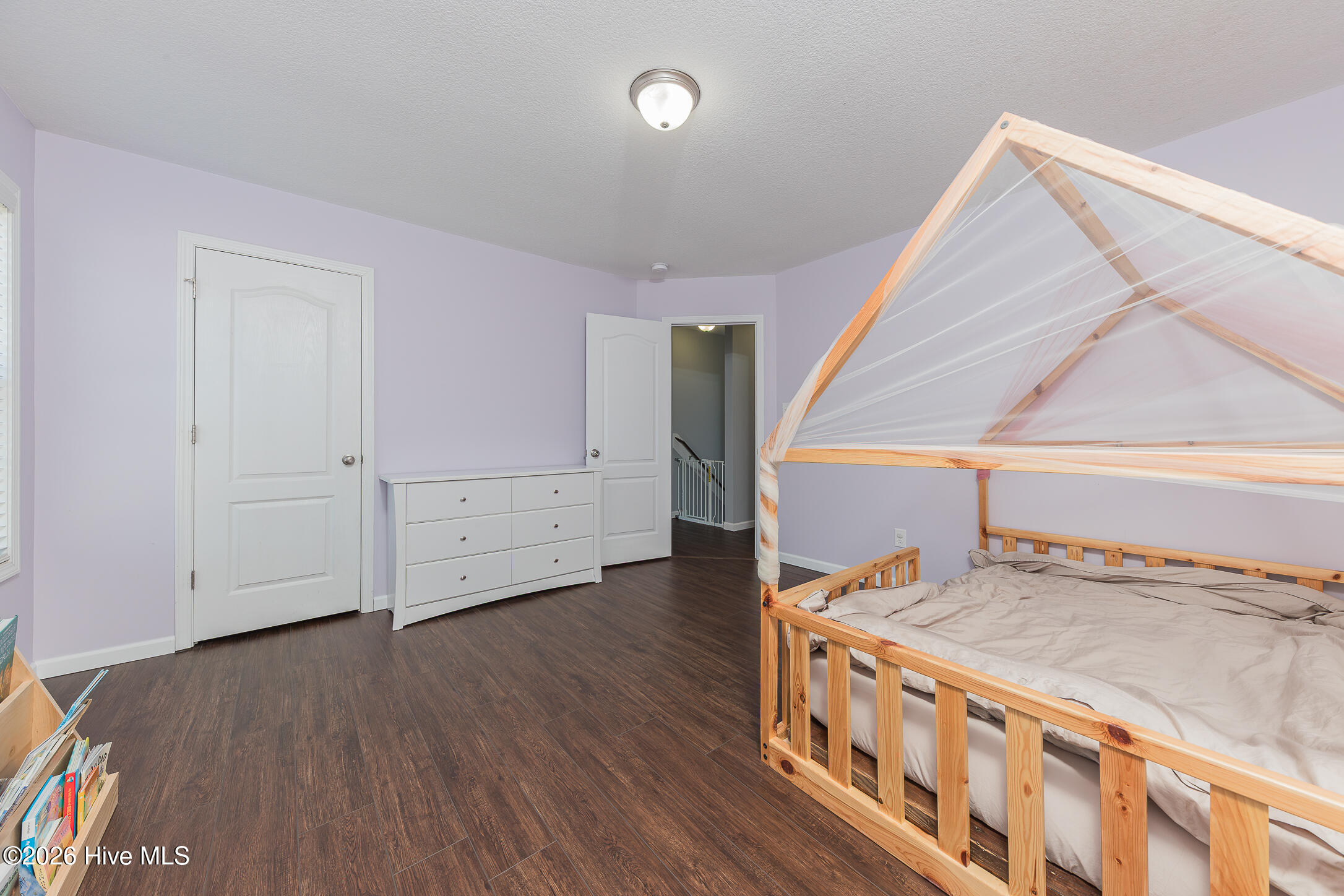 100554751 | Photo 48