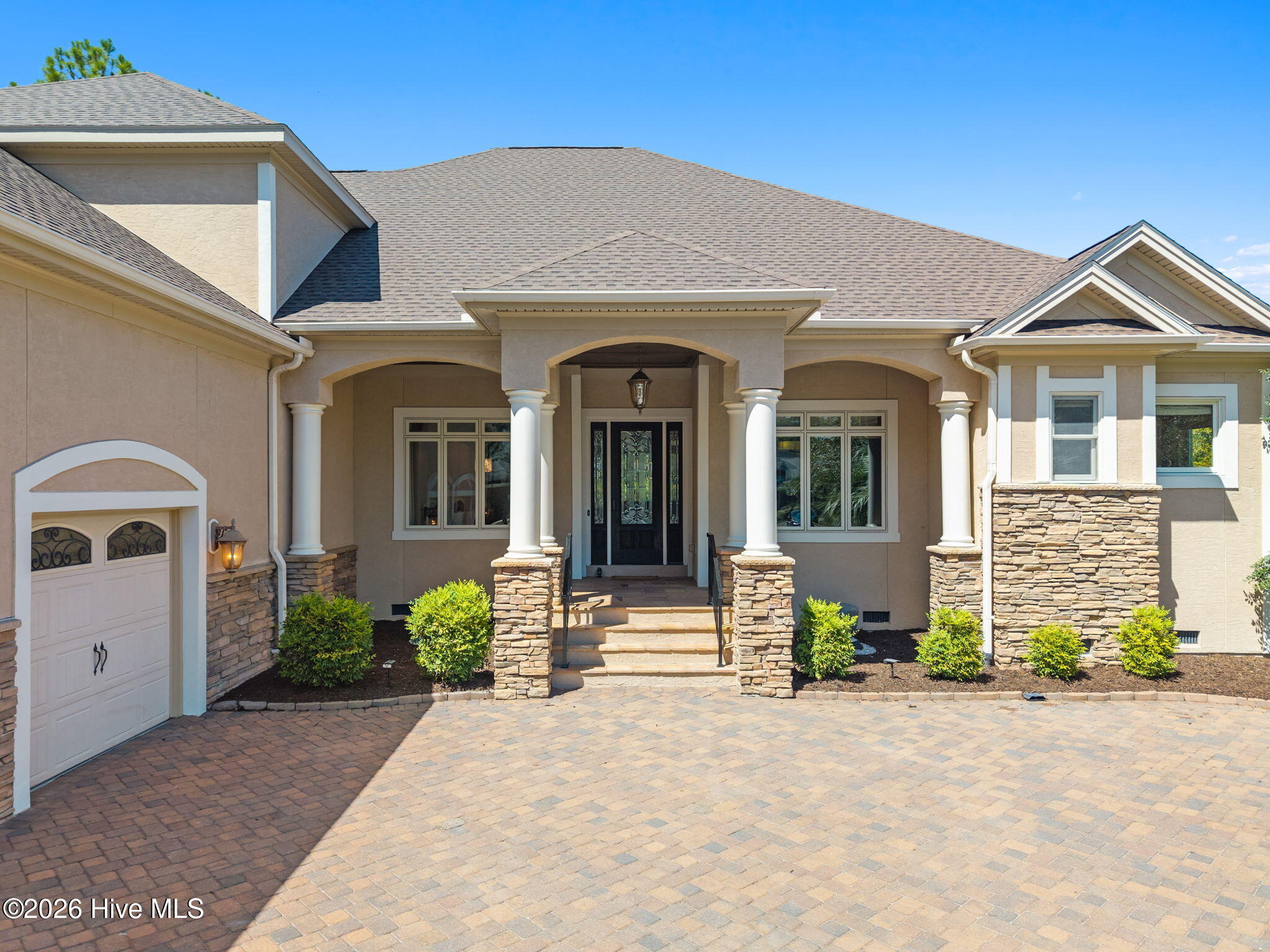 Photo 2 of Single family home for sale at 3858 Ridge Crst Dr, Southport, NC 28461 | MLS# 100595974 | Listing updated on 2026-09-19