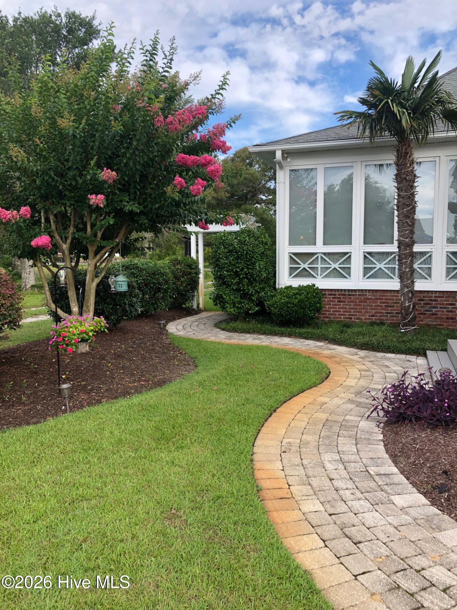 100555353 | Photo 38