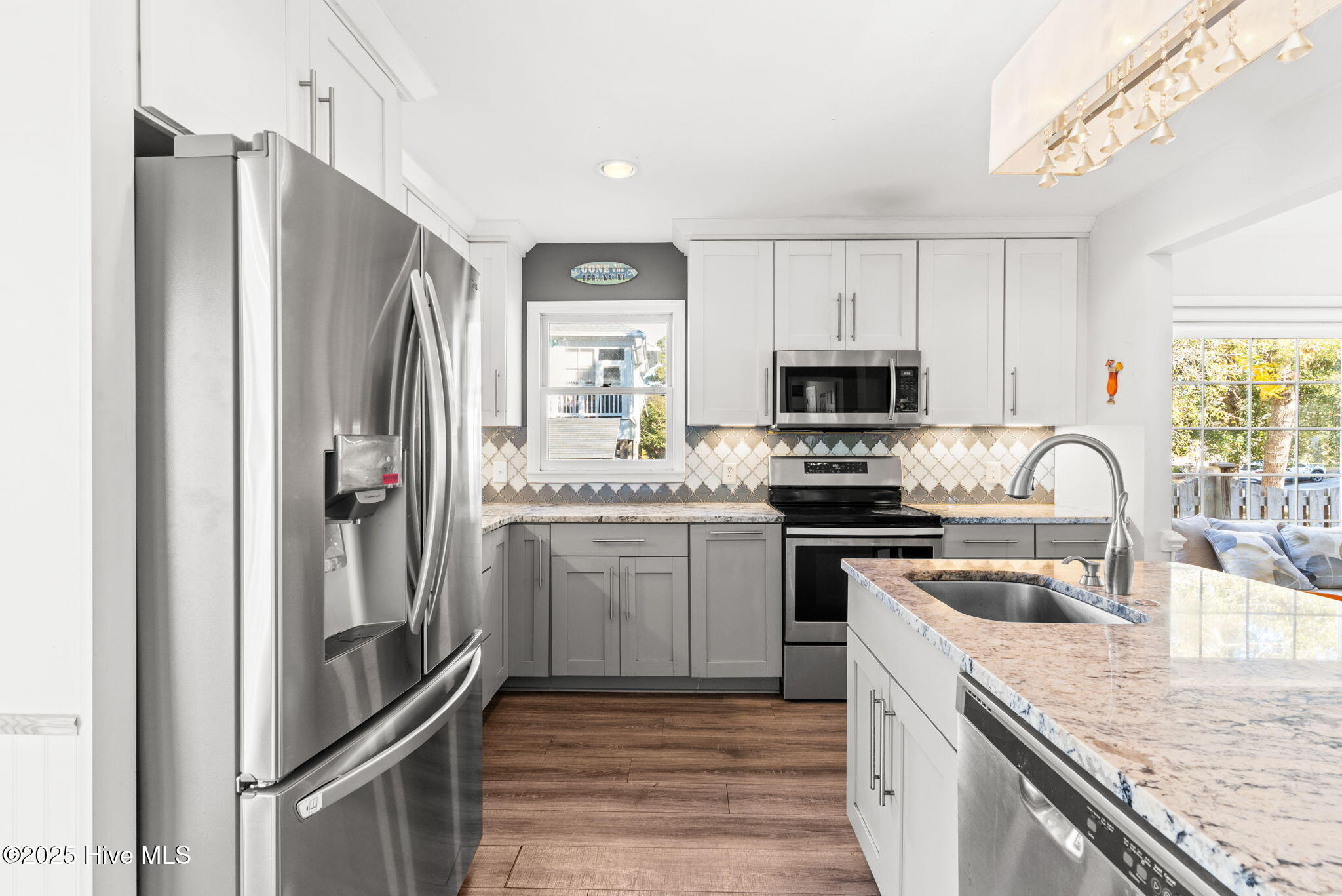 100543904 | Photo 20